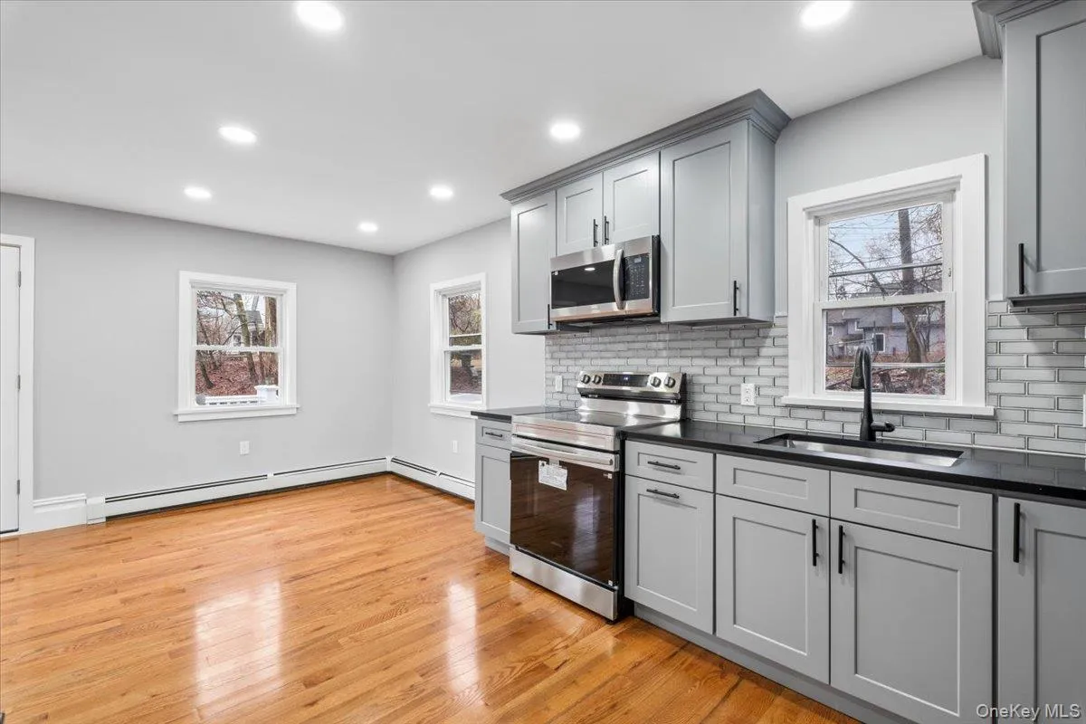 66 Secor Road, Carmel, NY, 2 Bedrooms Bedrooms, 6 Rooms Rooms,2 BathroomsBathrooms,Residential Lease,For Rent,Secor,0,974373 66 Secor Road, Carmel, NY, 2 Bedrooms Bedrooms, 6 Rooms Rooms,2 BathroomsBathrooms,Residential Lease,For Rent,Secor,0,974373