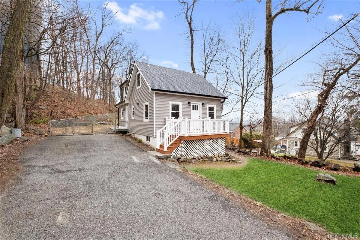 parking for 2-3 cars parking for 2-3 cars