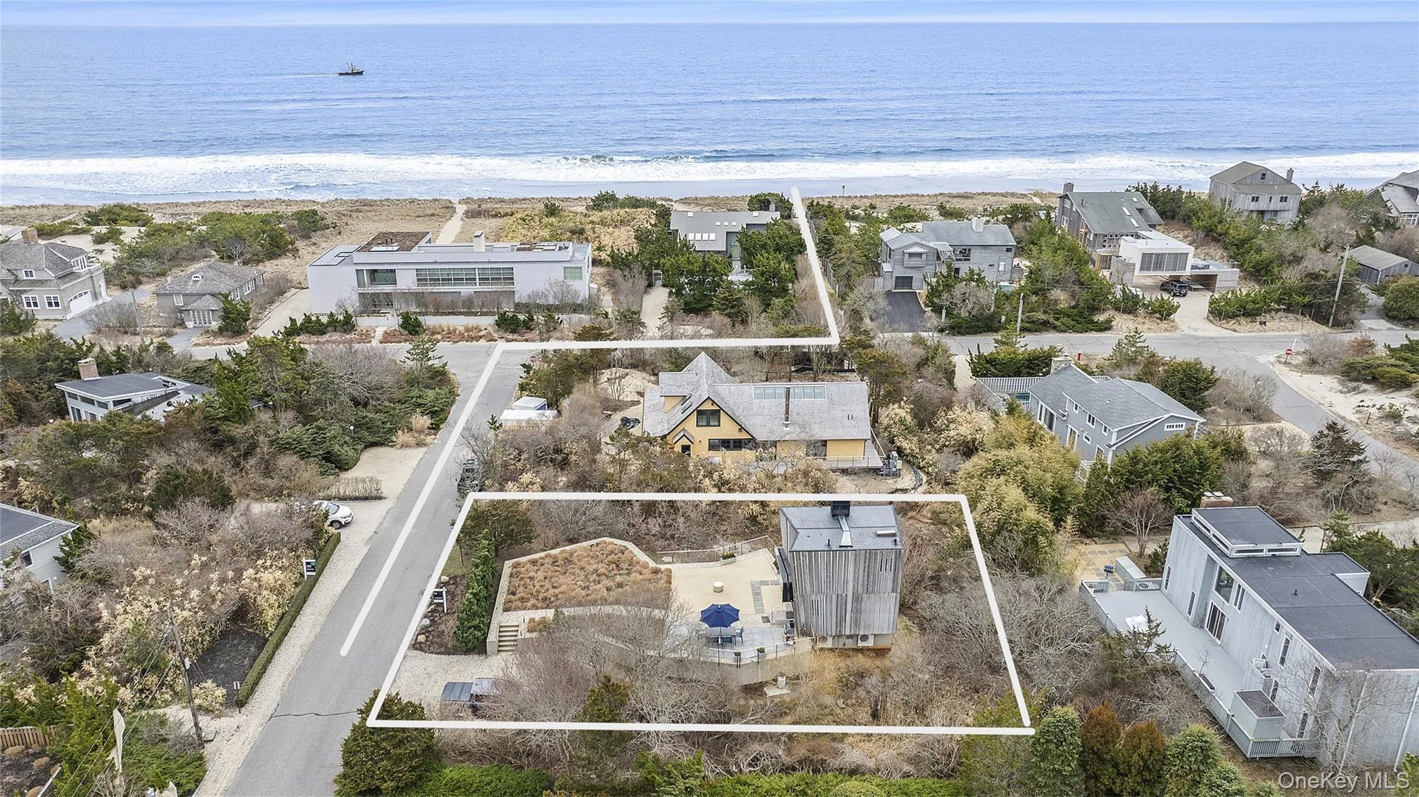 9 Ocean Lane, East Hampton, NY, 2 Bedrooms Bedrooms, 3 Rooms Rooms,1 BathroomBathrooms,Residential,For Rent,Ocean,0,KEY974378 9 Ocean Lane, East Hampton, NY, 2 Bedrooms Bedrooms, 3 Rooms Rooms,1 BathroomBathrooms,Residential,For Rent,Ocean,0,KEY974378