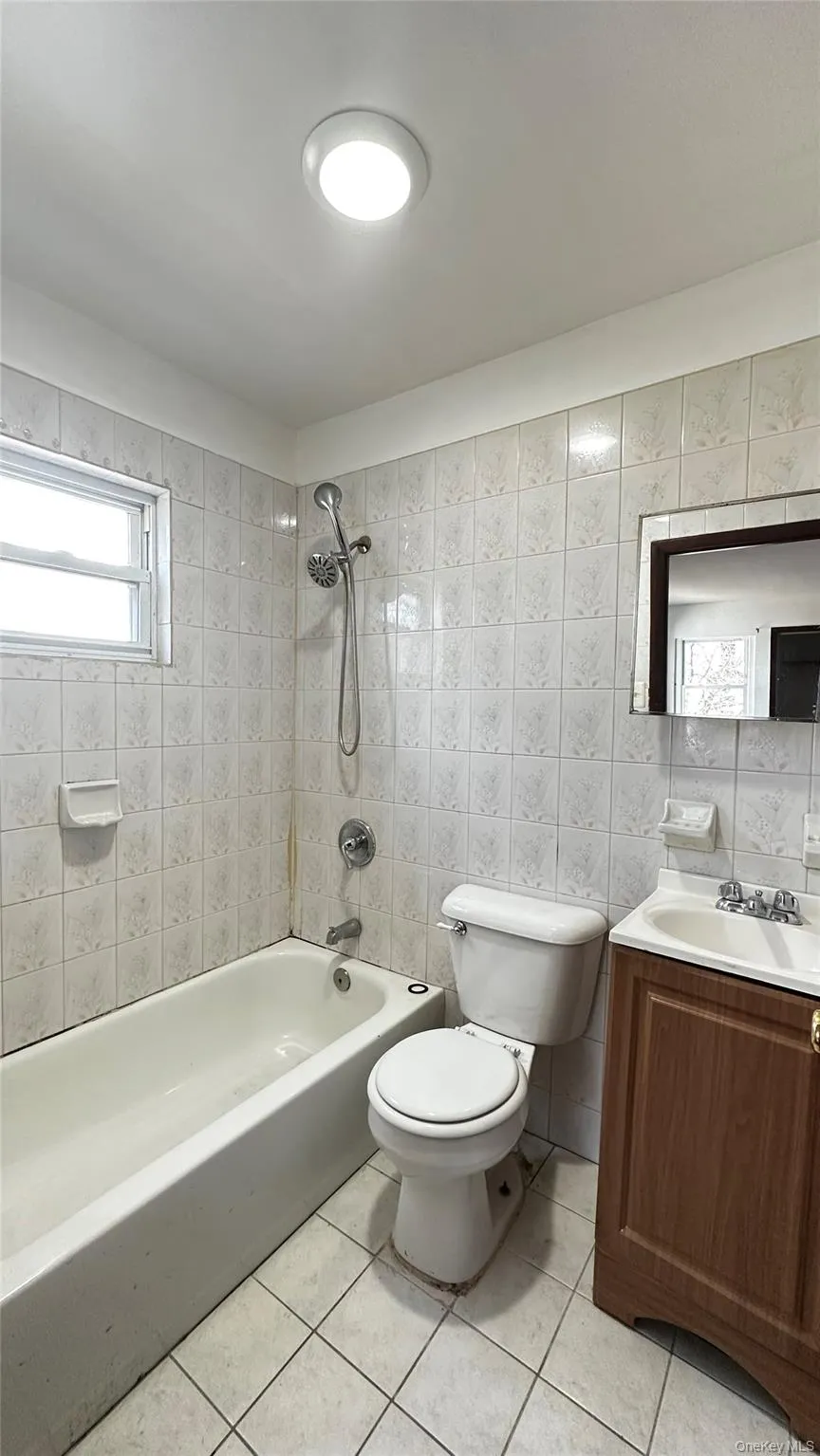 19128 114th Drive, New York, NY, 3 Bedrooms Bedrooms, 6 Rooms Rooms,2 BathroomsBathrooms,Residential Lease,For Rent,114th,0,974381 19128 114th Drive, New York, NY, 3 Bedrooms Bedrooms, 6 Rooms Rooms,2 BathroomsBathrooms,Residential Lease,For Rent,114th,0,974381