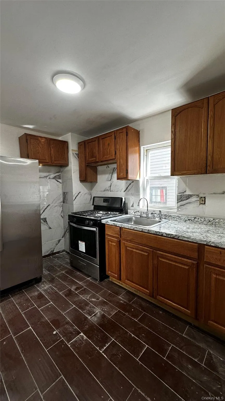 19128 114th Drive, New York, NY, 3 Bedrooms Bedrooms, 6 Rooms Rooms,2 BathroomsBathrooms,Residential Lease,For Rent,114th,0,974381 19128 114th Drive, New York, NY, 3 Bedrooms Bedrooms, 6 Rooms Rooms,2 BathroomsBathrooms,Residential Lease,For Rent,114th,0,974381