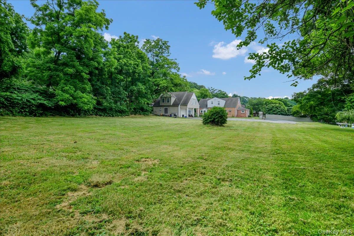 17 Church Street, Cortlandt, NY, 3 Bedrooms Bedrooms, 6 Rooms Rooms,1 BathroomBathrooms,Residential Lease,For Rent,Church,0,974392 17 Church Street, Cortlandt, NY, 3 Bedrooms Bedrooms, 6 Rooms Rooms,1 BathroomBathrooms,Residential Lease,For Rent,Church,0,974392