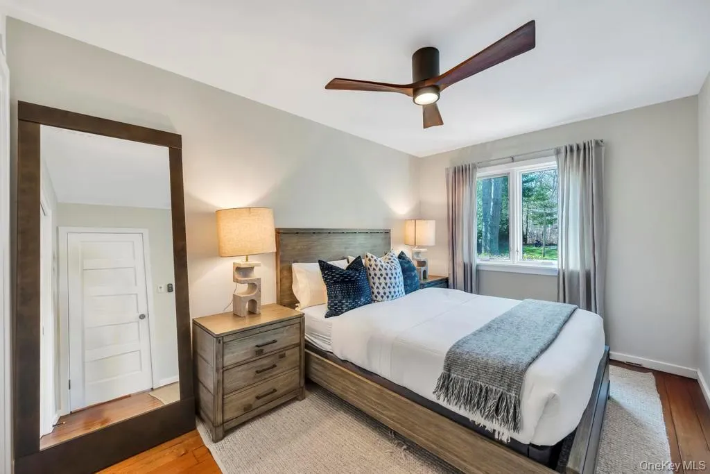 150 Copeces Lane, East Hampton, NY, 4 Bedrooms Bedrooms, 7 Rooms Rooms,3 BathroomsBathrooms,Residential Lease,For Rent,Copeces,0,974394 150 Copeces Lane, East Hampton, NY, 4 Bedrooms Bedrooms, 7 Rooms Rooms,3 BathroomsBathrooms,Residential Lease,For Rent,Copeces,0,974394