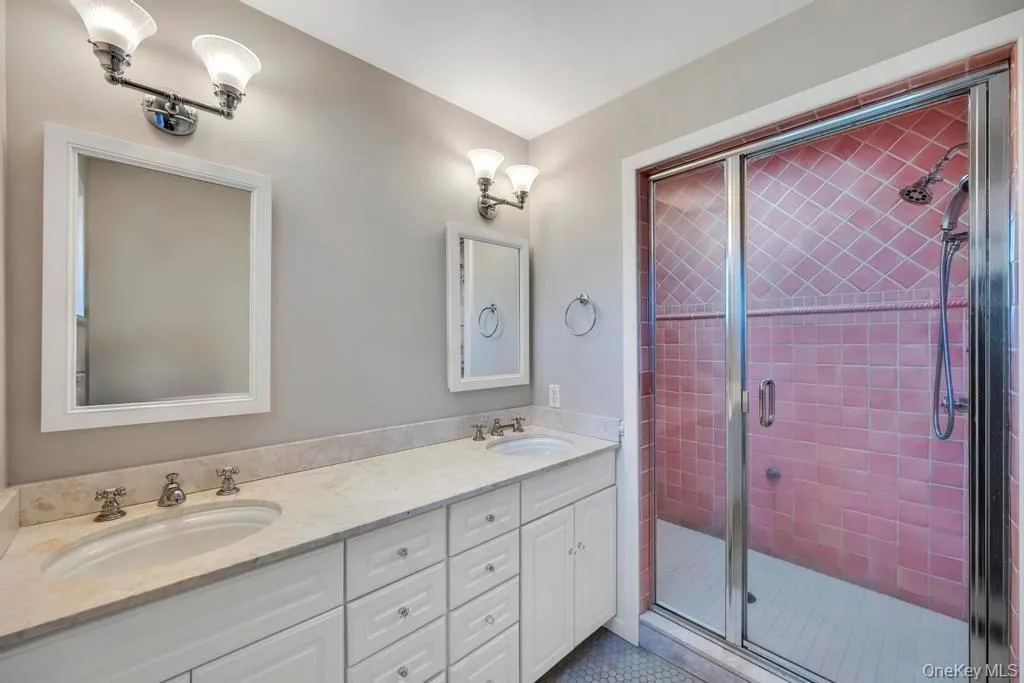 150 Copeces Lane, East Hampton, NY, 4 Bedrooms Bedrooms, 7 Rooms Rooms,3 BathroomsBathrooms,Residential Lease,For Rent,Copeces,0,974394 150 Copeces Lane, East Hampton, NY, 4 Bedrooms Bedrooms, 7 Rooms Rooms,3 BathroomsBathrooms,Residential Lease,For Rent,Copeces,0,974394