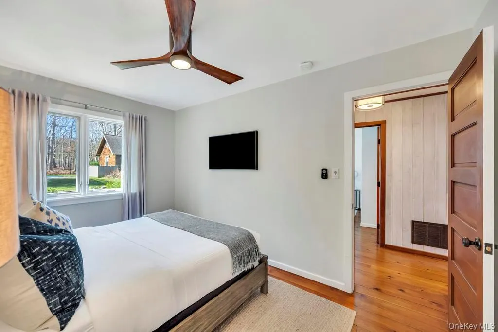 150 Copeces Lane, East Hampton, NY, 4 Bedrooms Bedrooms, 7 Rooms Rooms,3 BathroomsBathrooms,Residential Lease,For Rent,Copeces,0,974394 150 Copeces Lane, East Hampton, NY, 4 Bedrooms Bedrooms, 7 Rooms Rooms,3 BathroomsBathrooms,Residential Lease,For Rent,Copeces,0,974394