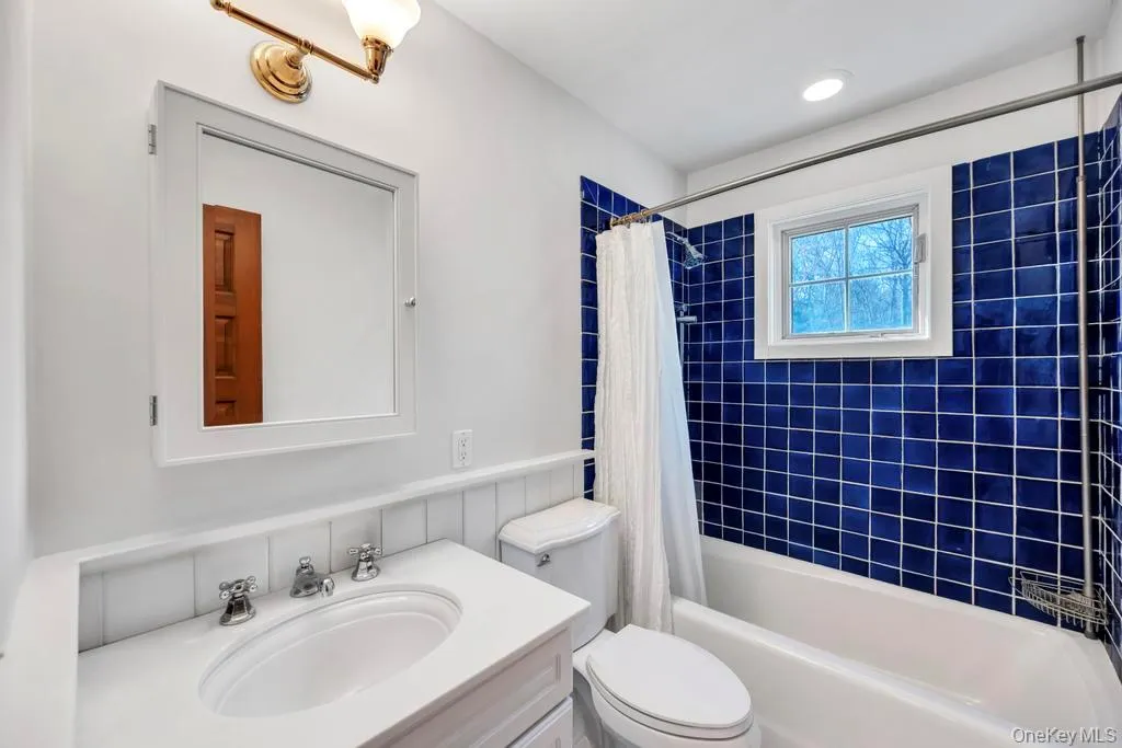 150 Copeces Lane, East Hampton, NY, 4 Bedrooms Bedrooms, 7 Rooms Rooms,3 BathroomsBathrooms,Residential Lease,For Rent,Copeces,0,974394 150 Copeces Lane, East Hampton, NY, 4 Bedrooms Bedrooms, 7 Rooms Rooms,3 BathroomsBathrooms,Residential Lease,For Rent,Copeces,0,974394