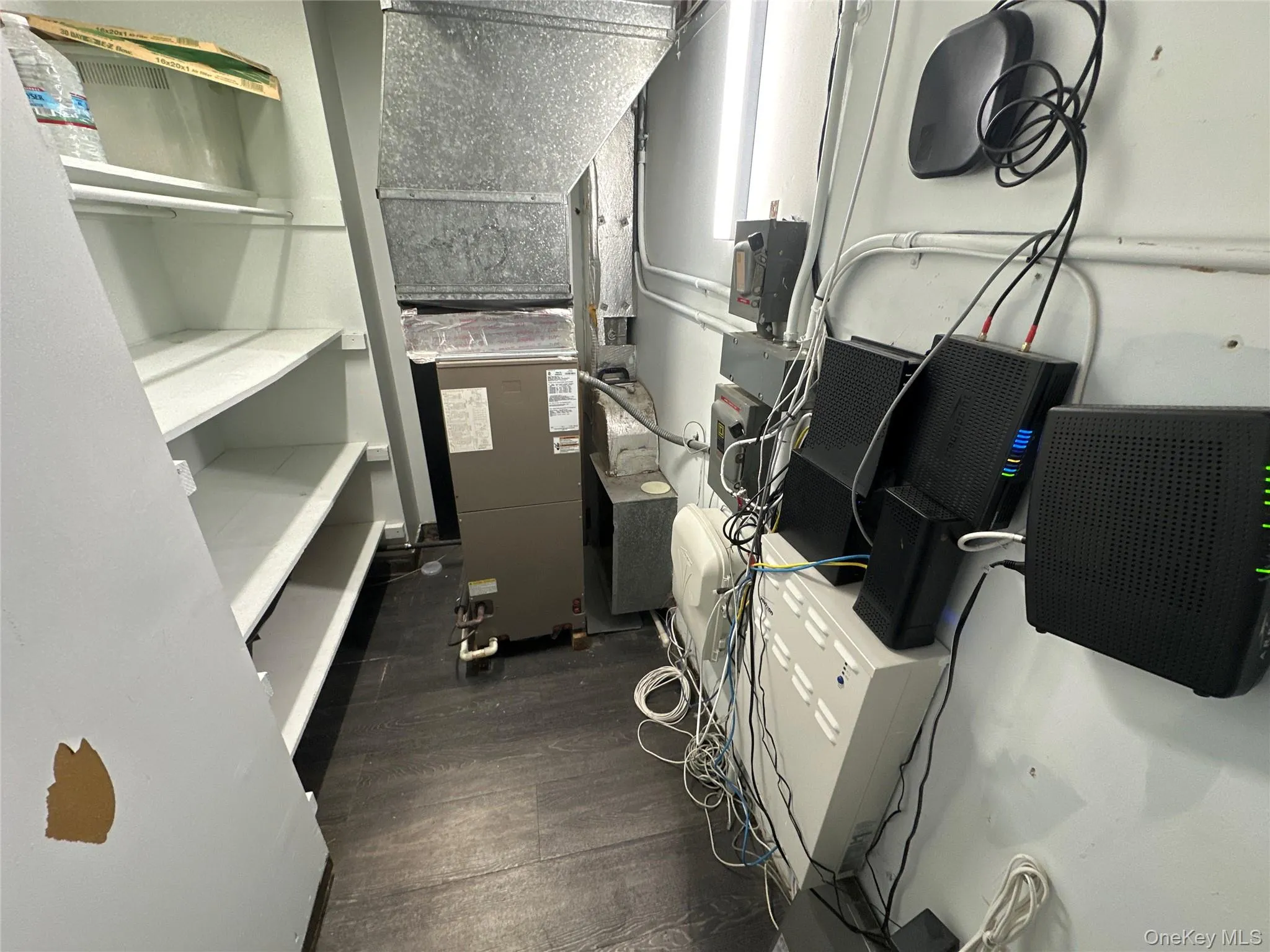 711 Seagirt Avenue, New York, NY, ,Commercial Lease,For Rent,Seagirt,0,974395 711 Seagirt Avenue, New York, NY, ,Commercial Lease,For Rent,Seagirt,0,974395