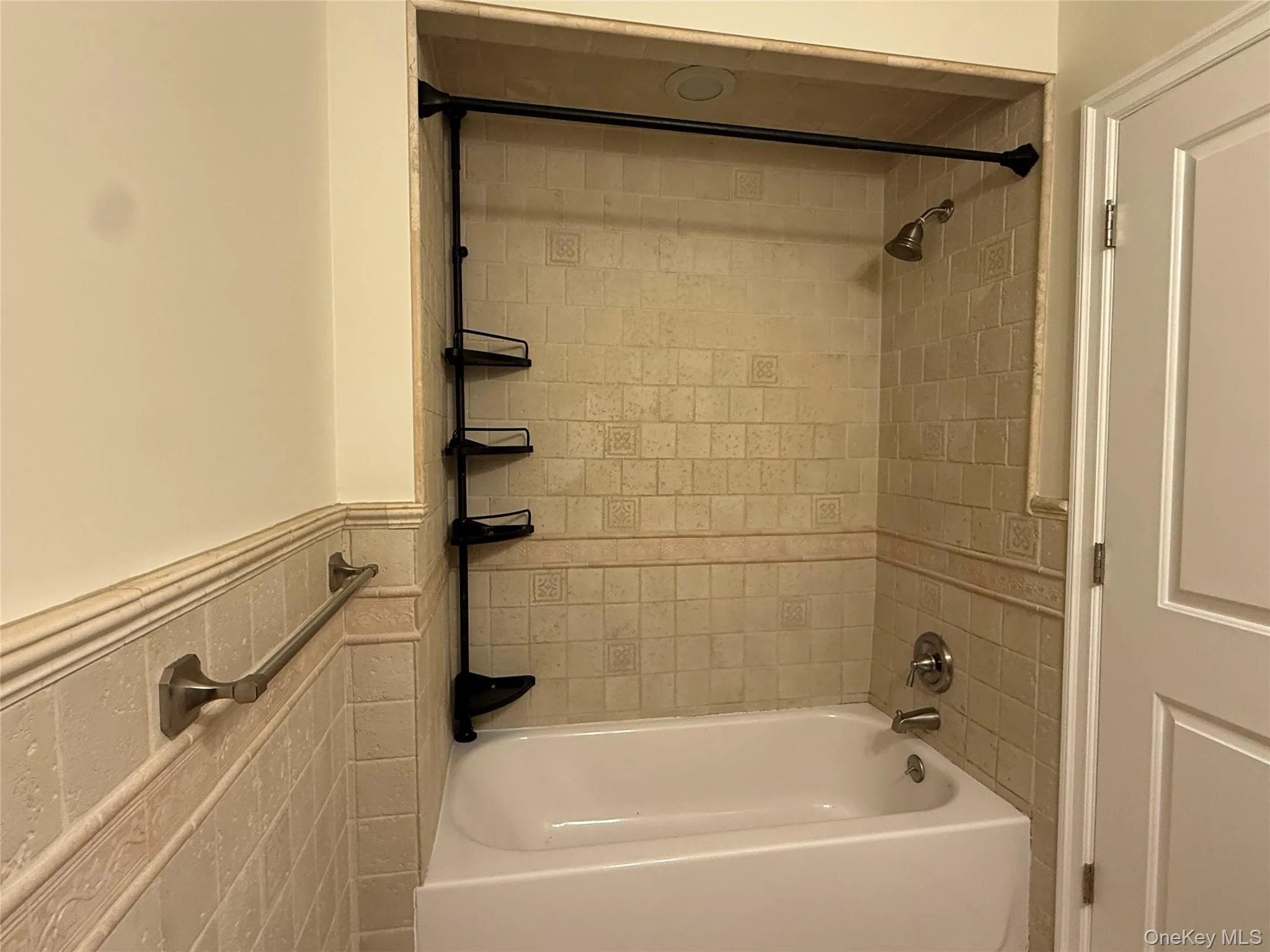 5 Brandreth Street, Ossining, NY, 3 Bedrooms Bedrooms, 4 Rooms Rooms,2 BathroomsBathrooms,Residential Lease,For Rent,Brandreth,0,974396 5 Brandreth Street, Ossining, NY, 3 Bedrooms Bedrooms, 4 Rooms Rooms,2 BathroomsBathrooms,Residential Lease,For Rent,Brandreth,0,974396