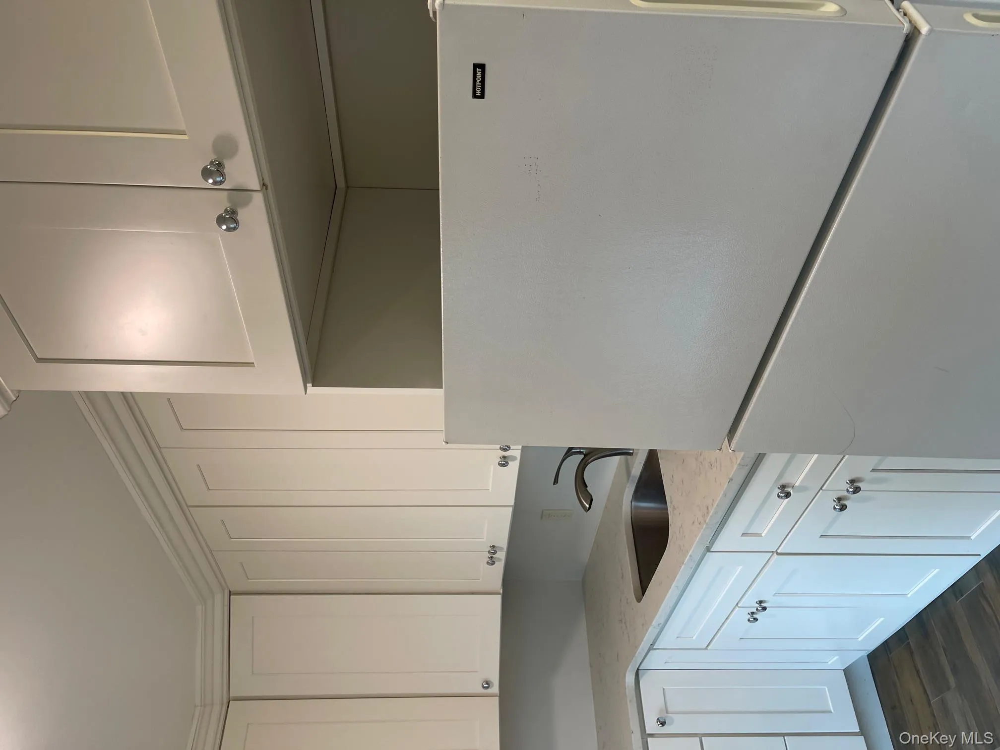 9 Maryland Avenue, North Hempstead, NY, 1 Bedroom Bedrooms, 4 Rooms Rooms,1 BathroomBathrooms,Residential Lease,For Rent,Maryland,0,974421 9 Maryland Avenue, North Hempstead, NY, 1 Bedroom Bedrooms, 4 Rooms Rooms,1 BathroomBathrooms,Residential Lease,For Rent,Maryland,0,974421