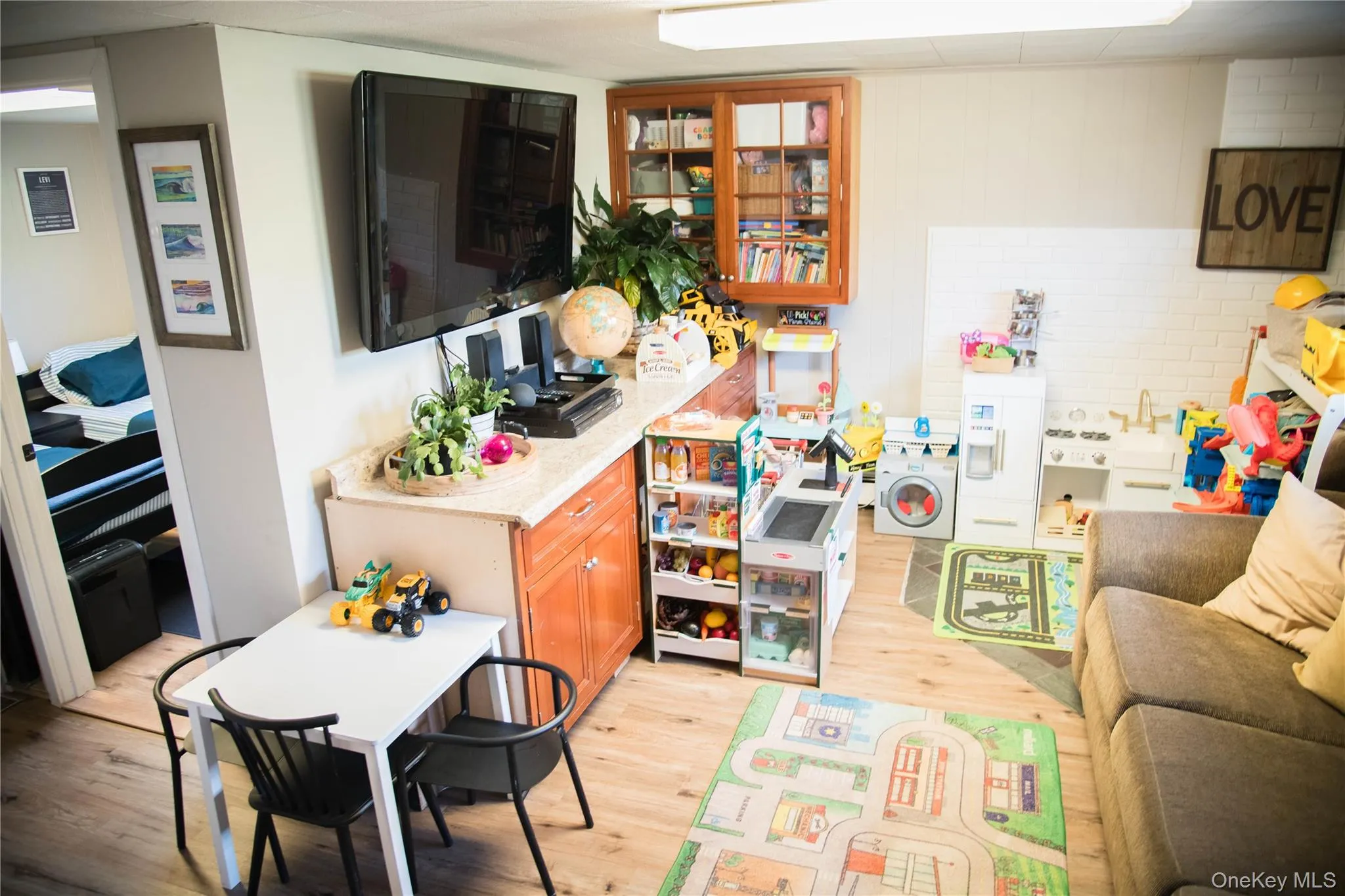 13 Thomas Avenue, Liberty, NY, 3 Bedrooms Bedrooms, 5 Rooms Rooms,1 BathroomBathrooms,Residential Sale,For Rent,Thomas,0,974426 13 Thomas Avenue, Liberty, NY, 3 Bedrooms Bedrooms, 5 Rooms Rooms,1 BathroomBathrooms,Residential Sale,For Rent,Thomas,0,974426