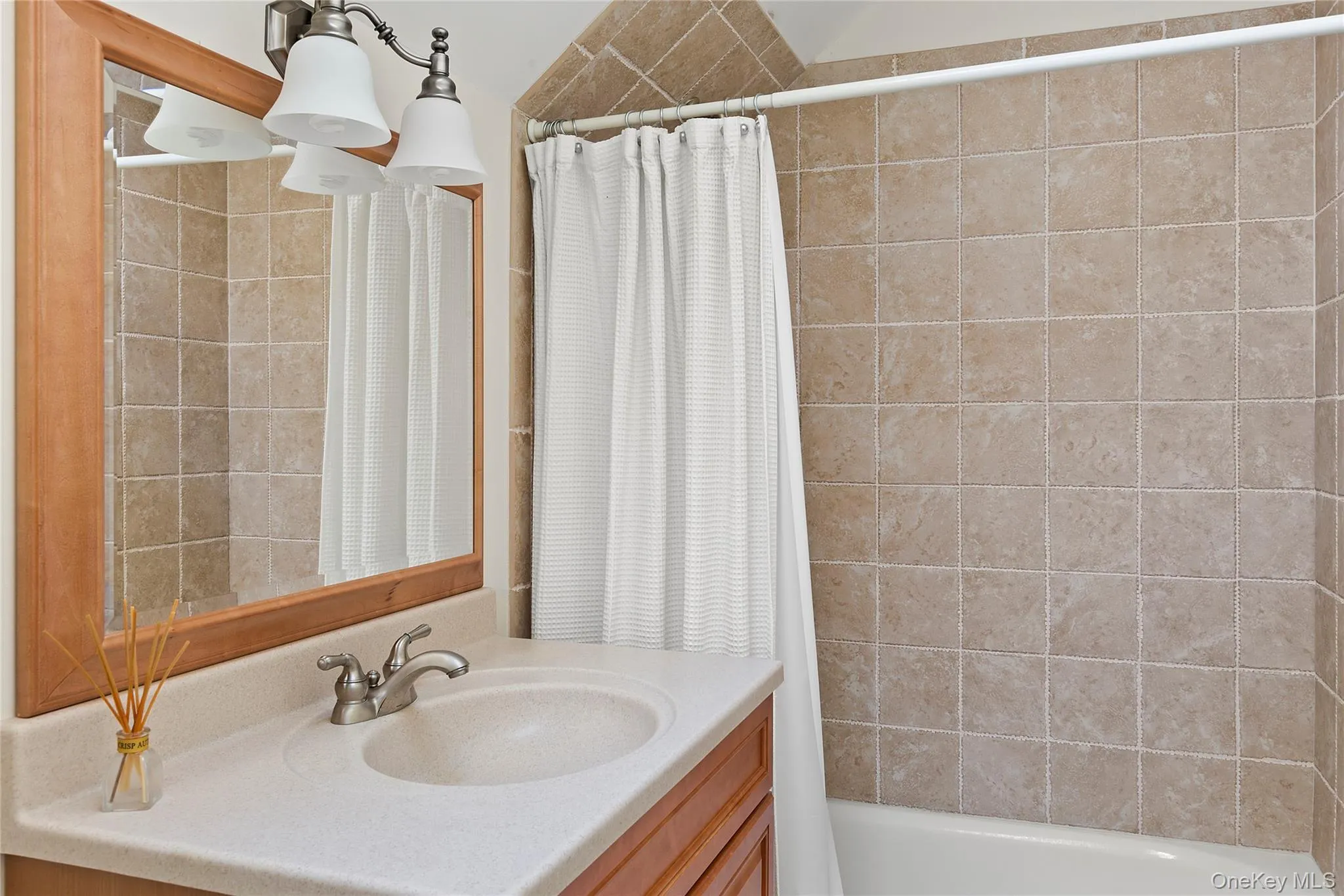 23 Whiting Road, Southampton, NY, 4 Bedrooms Bedrooms, 9 Rooms Rooms,3 BathroomsBathrooms,Residential Lease,For Rent,Whiting,0,974436 23 Whiting Road, Southampton, NY, 4 Bedrooms Bedrooms, 9 Rooms Rooms,3 BathroomsBathrooms,Residential Lease,For Rent,Whiting,0,974436