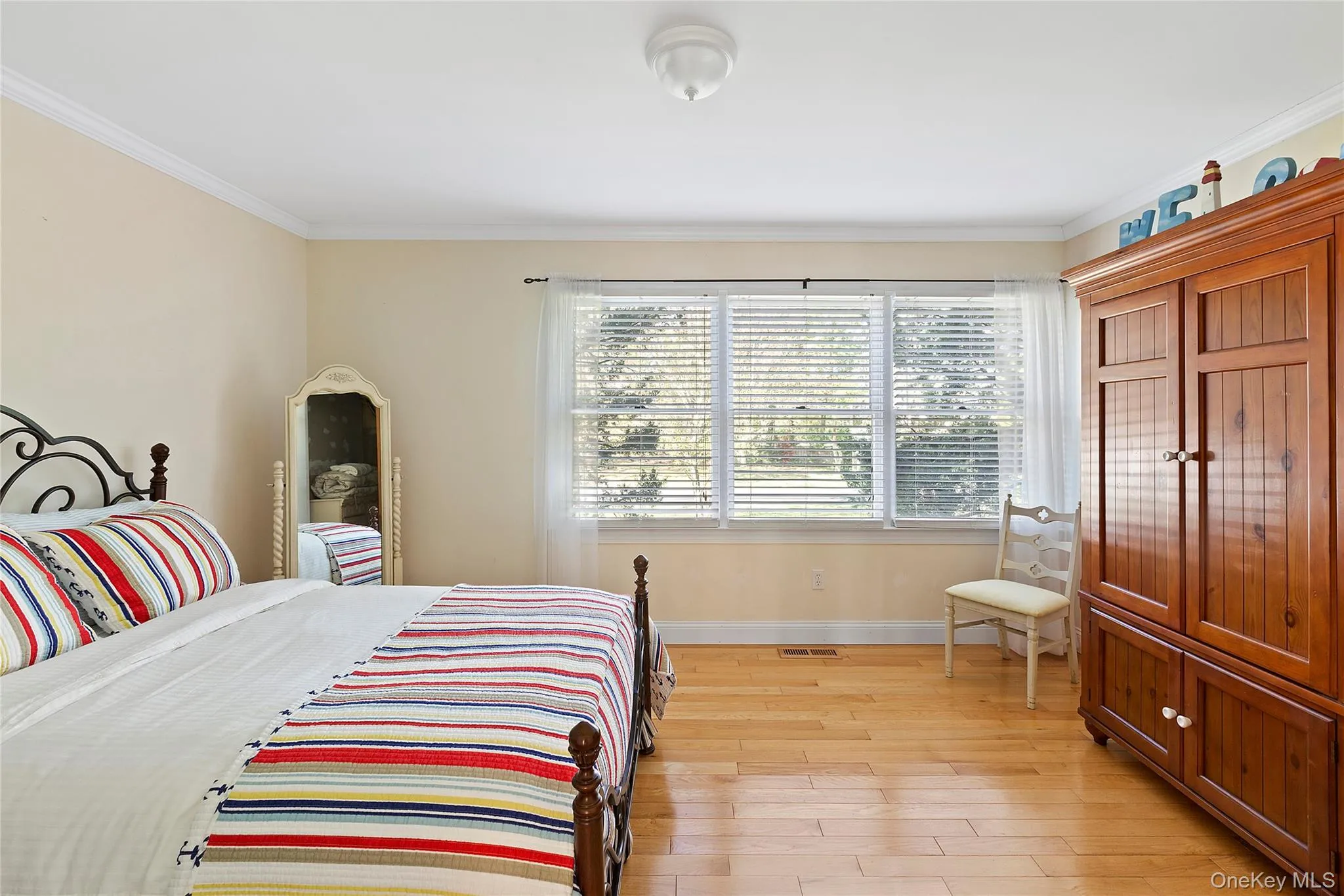 23 Whiting Road, Southampton, NY, 4 Bedroom Bedrooms, 9 Room Rooms,4 BathroomBathrooms,Residential Lease,For Rent,Whiting,0,974436 23 Whiting Road, Southampton, NY, 4 Bedroom Bedrooms, 9 Room Rooms,4 BathroomBathrooms,Residential Lease,For Rent,Whiting,0,974436