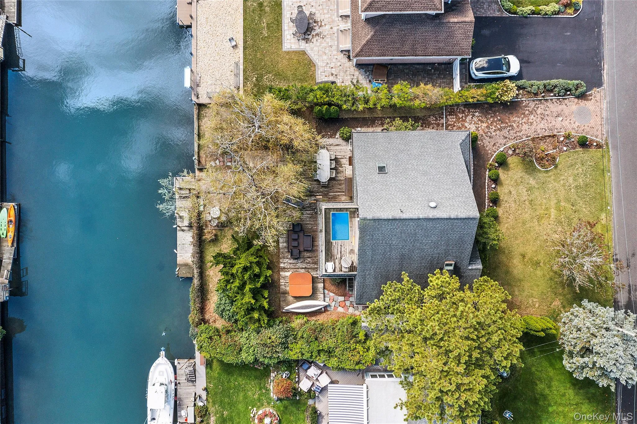 23 Whiting Road, Southampton, NY, 4 Bedrooms Bedrooms, 9 Rooms Rooms,3 BathroomsBathrooms,Residential Lease,For Rent,Whiting,0,974436 23 Whiting Road, Southampton, NY, 4 Bedrooms Bedrooms, 9 Rooms Rooms,3 BathroomsBathrooms,Residential Lease,For Rent,Whiting,0,974436