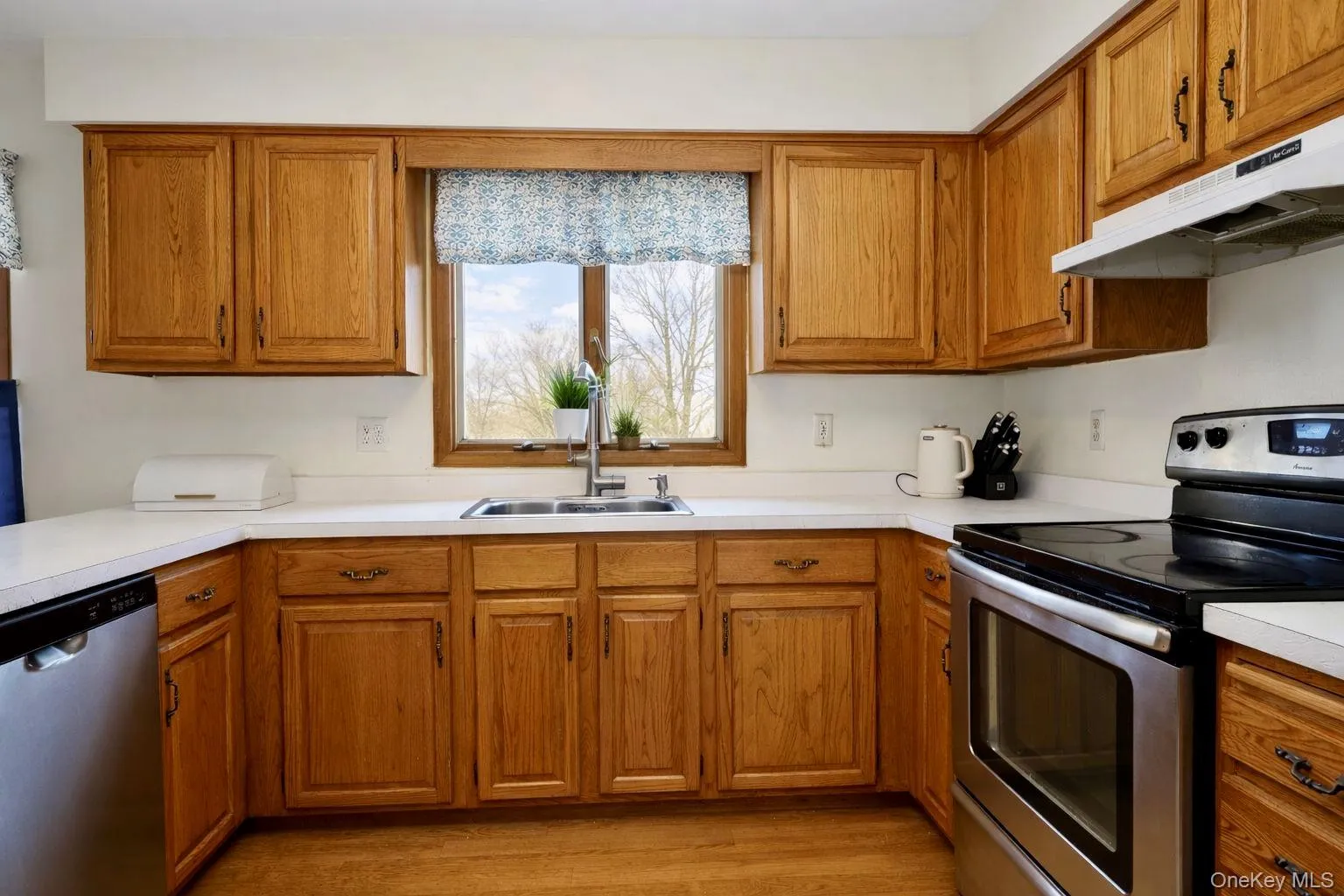 20 Day Road, Hamptonburgh, NY, 4 Bedrooms Bedrooms, 8 Rooms Rooms,3 BathroomsBathrooms,Residential,For Rent,Day,0,974445 20 Day Road, Hamptonburgh, NY, 4 Bedrooms Bedrooms, 8 Rooms Rooms,3 BathroomsBathrooms,Residential,For Rent,Day,0,974445