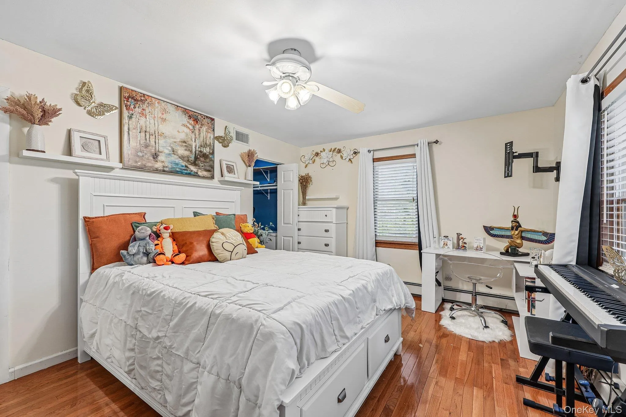 22 Center Hill Road, Monroe, NY, 4 Bedrooms Bedrooms, 12 Rooms Rooms,3 BathroomsBathrooms,Residential,For Rent,Center Hill,0,974484 22 Center Hill Road, Monroe, NY, 4 Bedrooms Bedrooms, 12 Rooms Rooms,3 BathroomsBathrooms,Residential,For Rent,Center Hill,0,974484