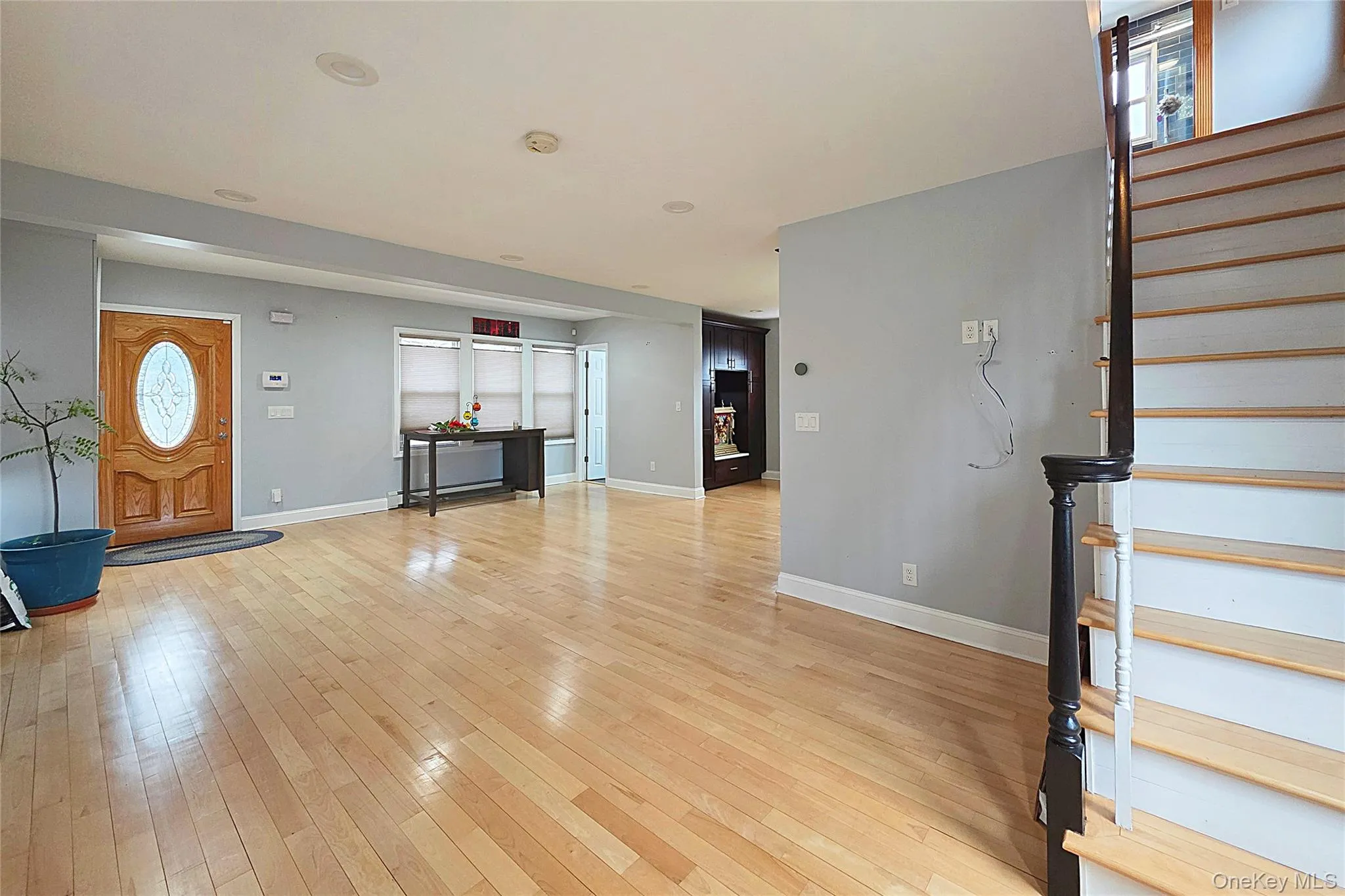 18 Prospect Street, North Hempstead, NY, 3 Bedrooms Bedrooms, 6 Rooms Rooms,2 BathroomsBathrooms,Residential Lease,For Rent,Prospect,0,974493 18 Prospect Street, North Hempstead, NY, 3 Bedrooms Bedrooms, 6 Rooms Rooms,2 BathroomsBathrooms,Residential Lease,For Rent,Prospect,0,974493