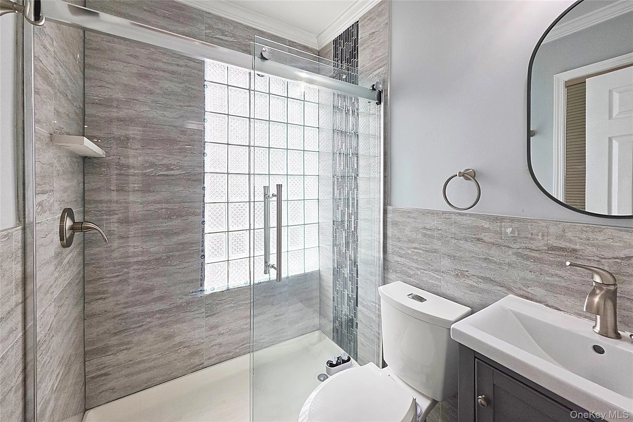 18 Prospect Street, North Hempstead, NY, 3 Bedrooms Bedrooms, 6 Rooms Rooms,2 BathroomsBathrooms,Residential Lease,For Rent,Prospect,0,974493 18 Prospect Street, North Hempstead, NY, 3 Bedrooms Bedrooms, 6 Rooms Rooms,2 BathroomsBathrooms,Residential Lease,For Rent,Prospect,0,974493