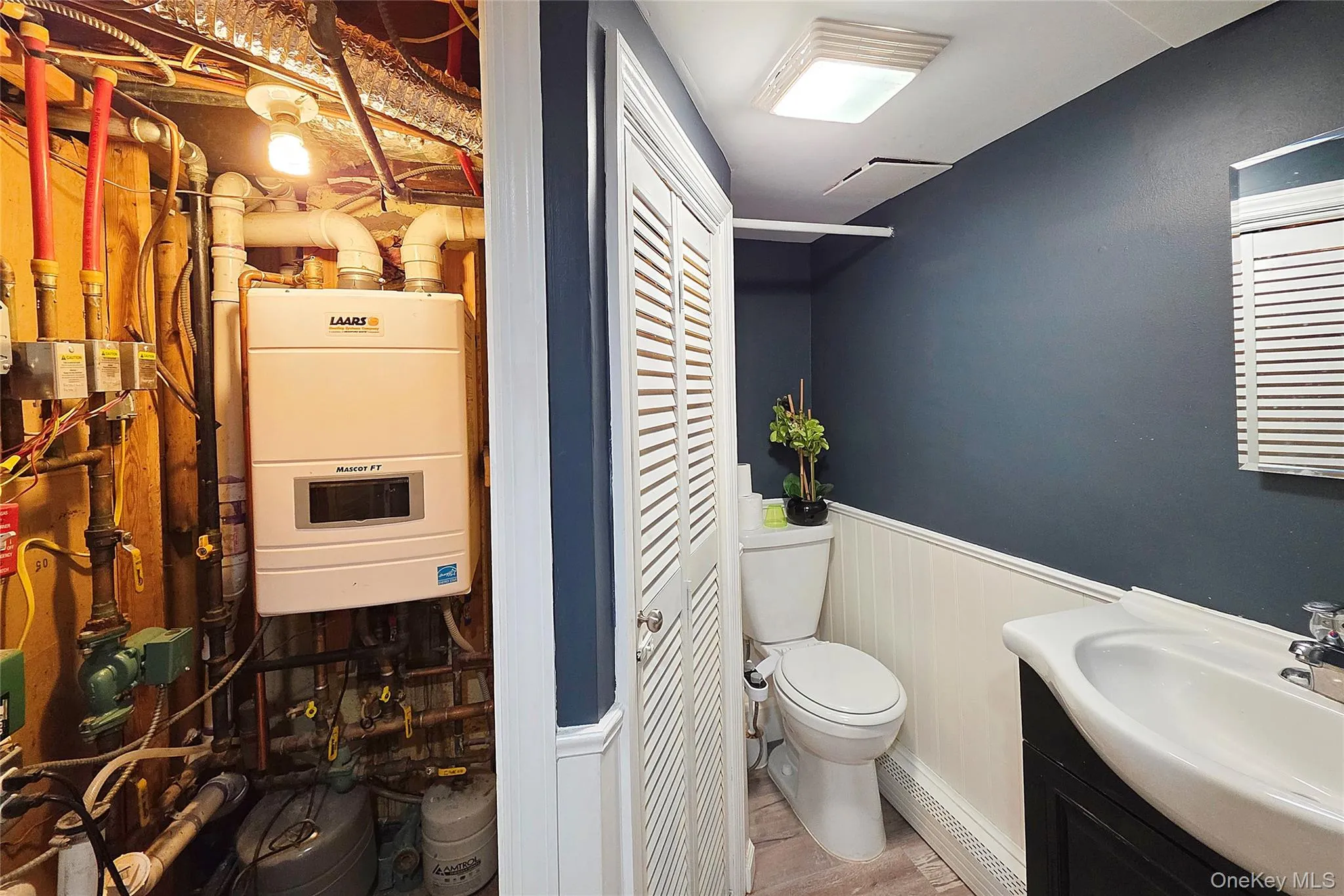 18 Prospect Street, North Hempstead, NY, 3 Bedrooms Bedrooms, 6 Rooms Rooms,2 BathroomsBathrooms,Residential Lease,For Rent,Prospect,0,974493 18 Prospect Street, North Hempstead, NY, 3 Bedrooms Bedrooms, 6 Rooms Rooms,2 BathroomsBathrooms,Residential Lease,For Rent,Prospect,0,974493