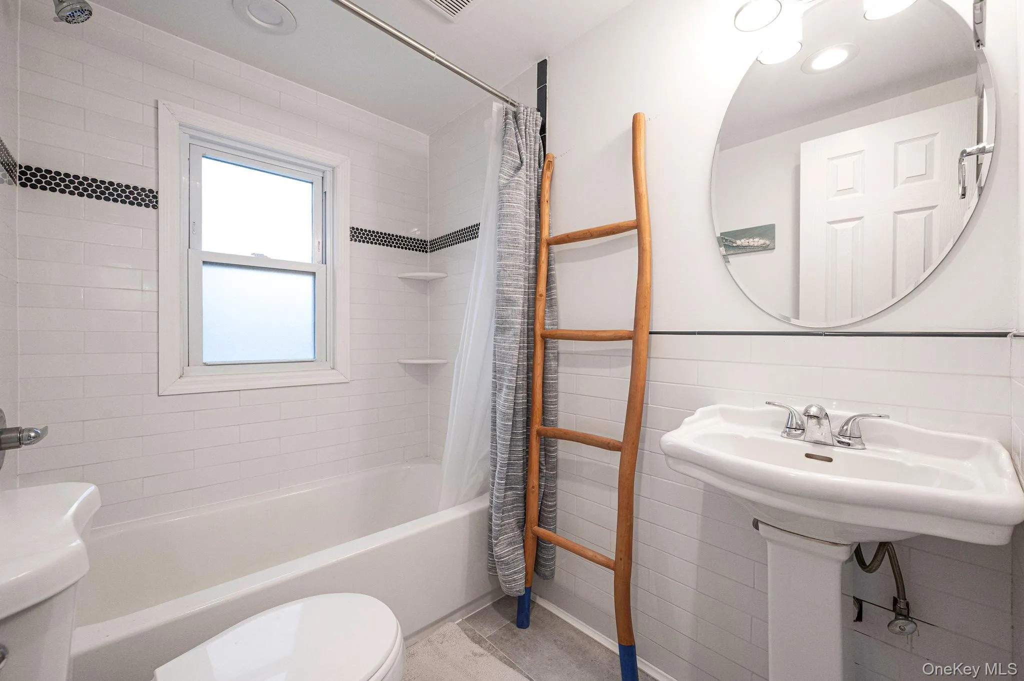 677 9th Street, Babylon, NY, 4 Bedrooms Bedrooms, 8 Rooms Rooms,2 BathroomsBathrooms,Residential,For Rent,9th,0,974495 677 9th Street, Babylon, NY, 4 Bedrooms Bedrooms, 8 Rooms Rooms,2 BathroomsBathrooms,Residential,For Rent,9th,0,974495