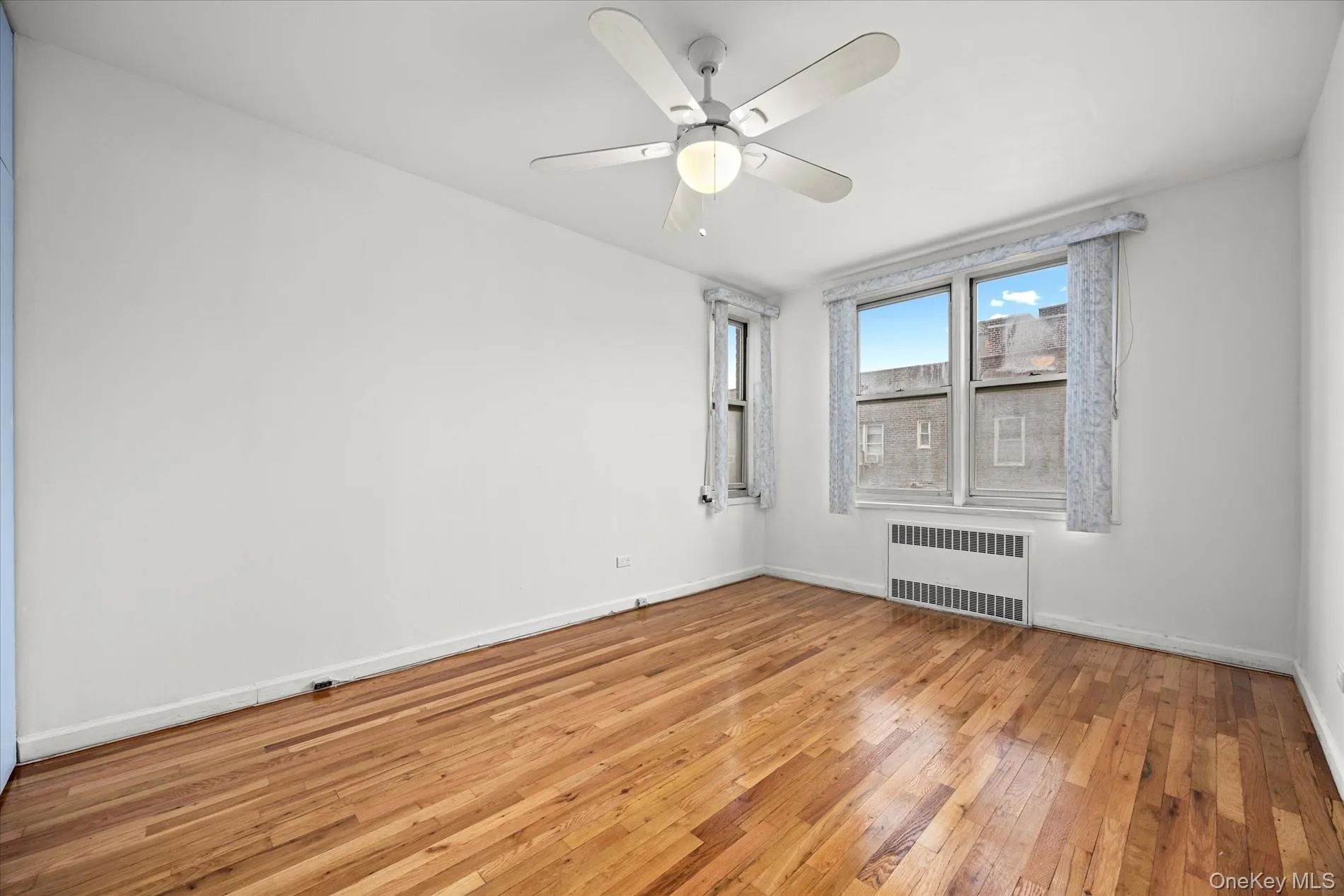 67-30 Clyde Street, New York, NY, 1 Bedroom Bedrooms, 3 Rooms Rooms,1 BathroomBathrooms,Residential,For Rent,Clyde,0,974508 67-30 Clyde Street, New York, NY, 1 Bedroom Bedrooms, 3 Rooms Rooms,1 BathroomBathrooms,Residential,For Rent,Clyde,0,974508