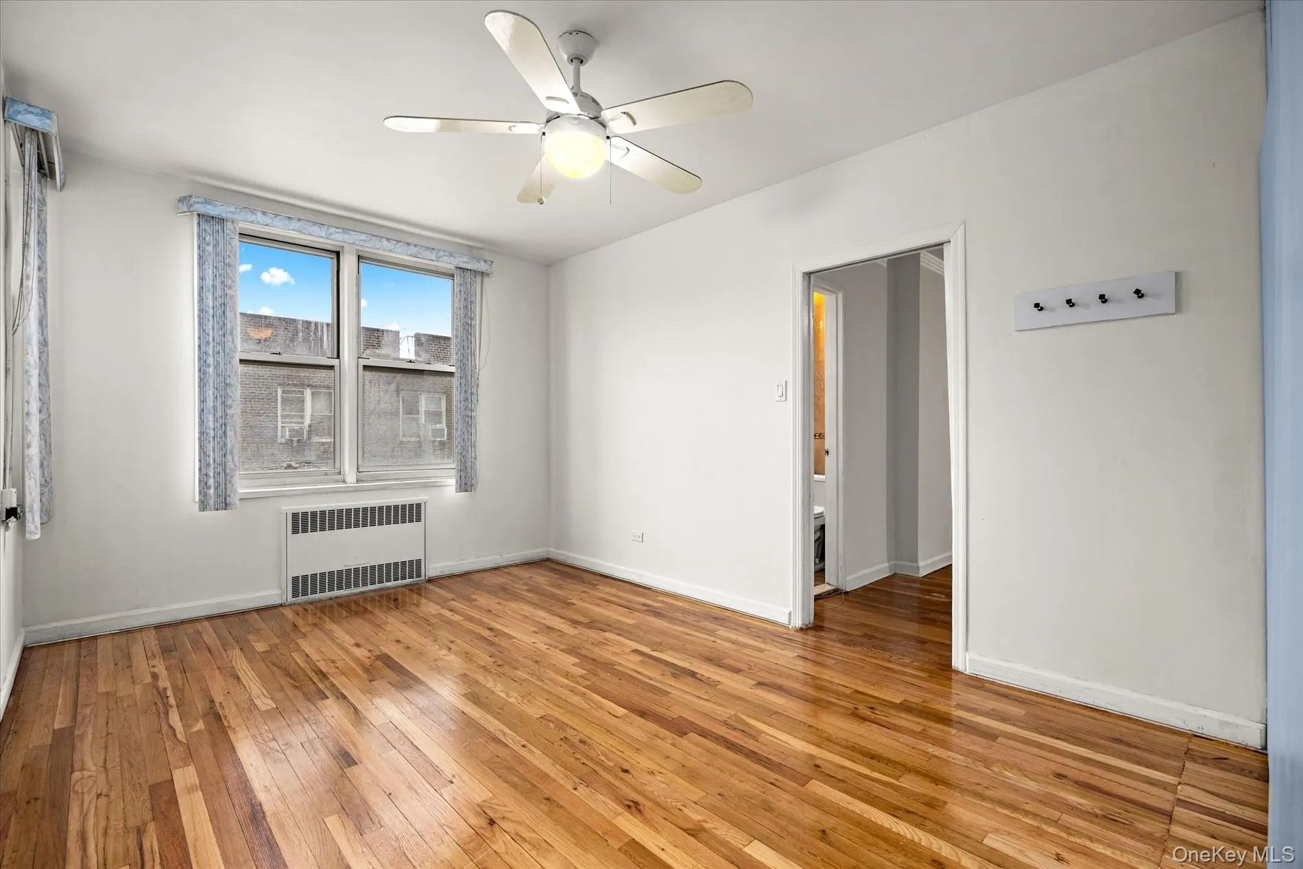 67-30 Clyde Street, New York, NY, 1 Bedroom Bedrooms, 3 Rooms Rooms,1 BathroomBathrooms,Residential,For Rent,Clyde,0,974508 67-30 Clyde Street, New York, NY, 1 Bedroom Bedrooms, 3 Rooms Rooms,1 BathroomBathrooms,Residential,For Rent,Clyde,0,974508