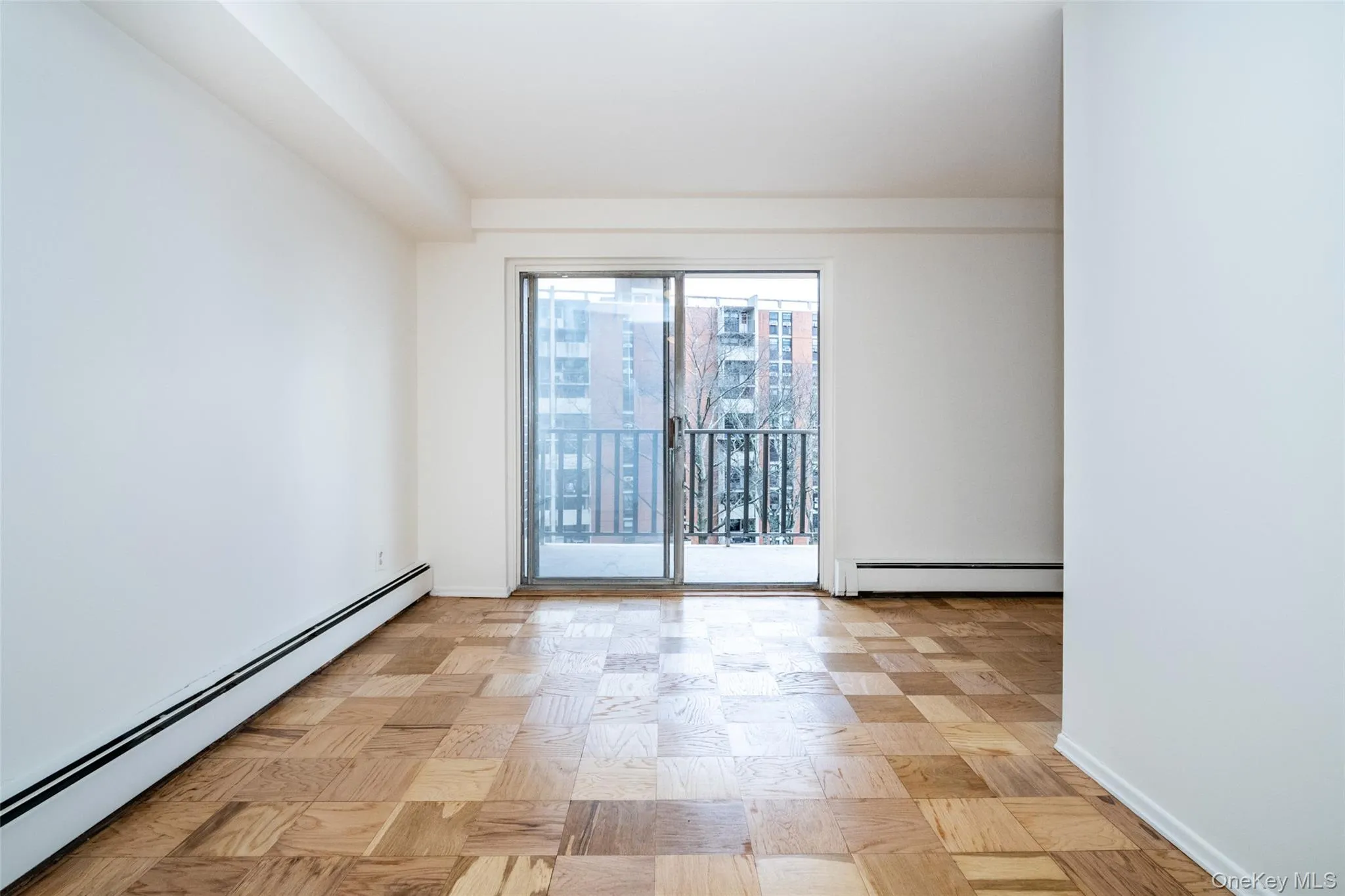 125 Lake Street, White Plains, NY, 2 Bedrooms Bedrooms, 5 Rooms Rooms,2 BathroomsBathrooms,Residential Lease,For Rent,Lake,0,974511 125 Lake Street, White Plains, NY, 2 Bedrooms Bedrooms, 5 Rooms Rooms,2 BathroomsBathrooms,Residential Lease,For Rent,Lake,0,974511