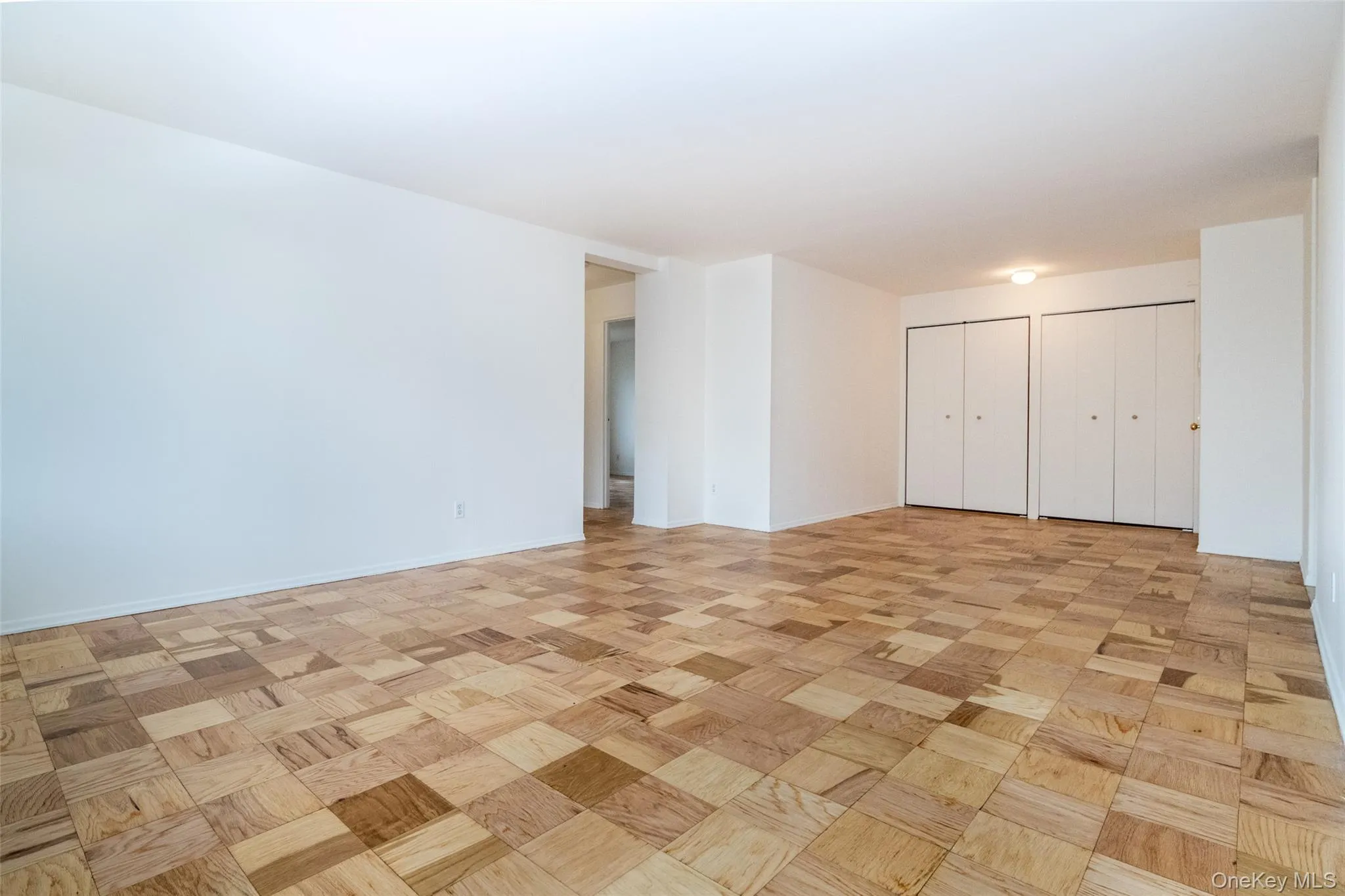 125 Lake Street, White Plains, NY, 2 Bedrooms Bedrooms, 5 Rooms Rooms,2 BathroomsBathrooms,Residential Lease,For Rent,Lake,0,974511 125 Lake Street, White Plains, NY, 2 Bedrooms Bedrooms, 5 Rooms Rooms,2 BathroomsBathrooms,Residential Lease,For Rent,Lake,0,974511