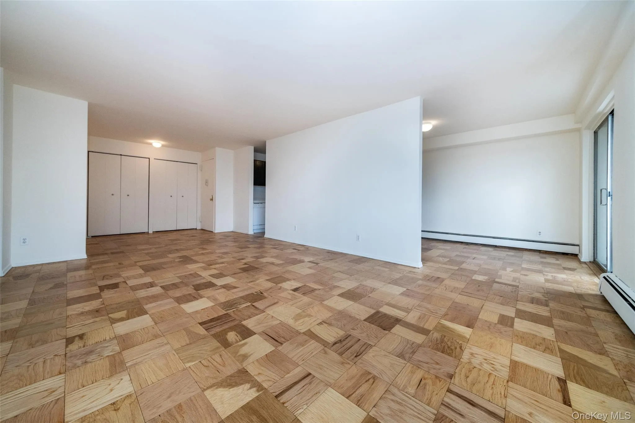 125 Lake Street, White Plains, NY, 2 Bedrooms Bedrooms, 5 Rooms Rooms,2 BathroomsBathrooms,Residential Lease,For Rent,Lake,0,974511 125 Lake Street, White Plains, NY, 2 Bedrooms Bedrooms, 5 Rooms Rooms,2 BathroomsBathrooms,Residential Lease,For Rent,Lake,0,974511