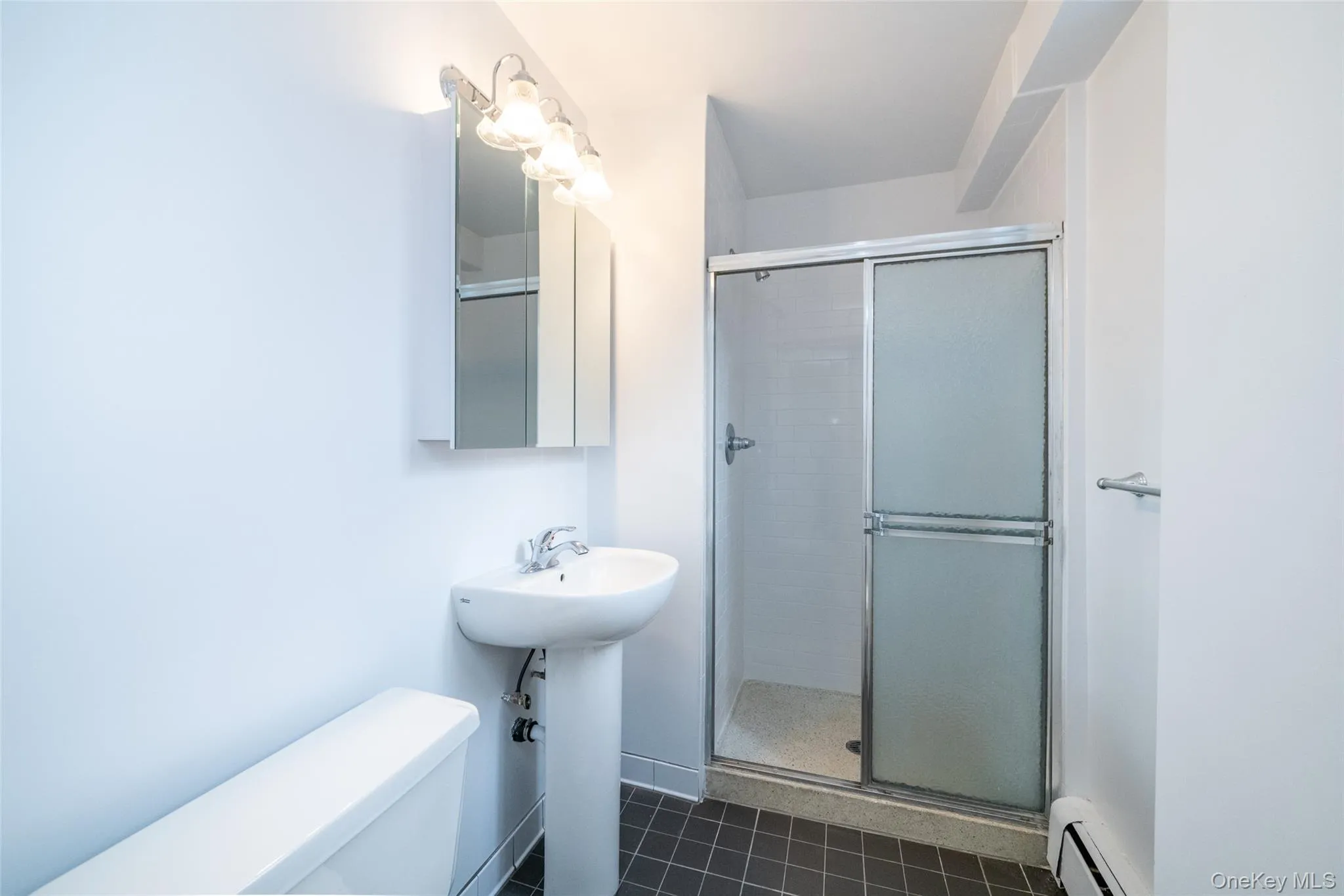 125 Lake Street, White Plains, NY, 2 Bedrooms Bedrooms, 5 Rooms Rooms,2 BathroomsBathrooms,Residential Lease,For Rent,Lake,0,974511 125 Lake Street, White Plains, NY, 2 Bedrooms Bedrooms, 5 Rooms Rooms,2 BathroomsBathrooms,Residential Lease,For Rent,Lake,0,974511