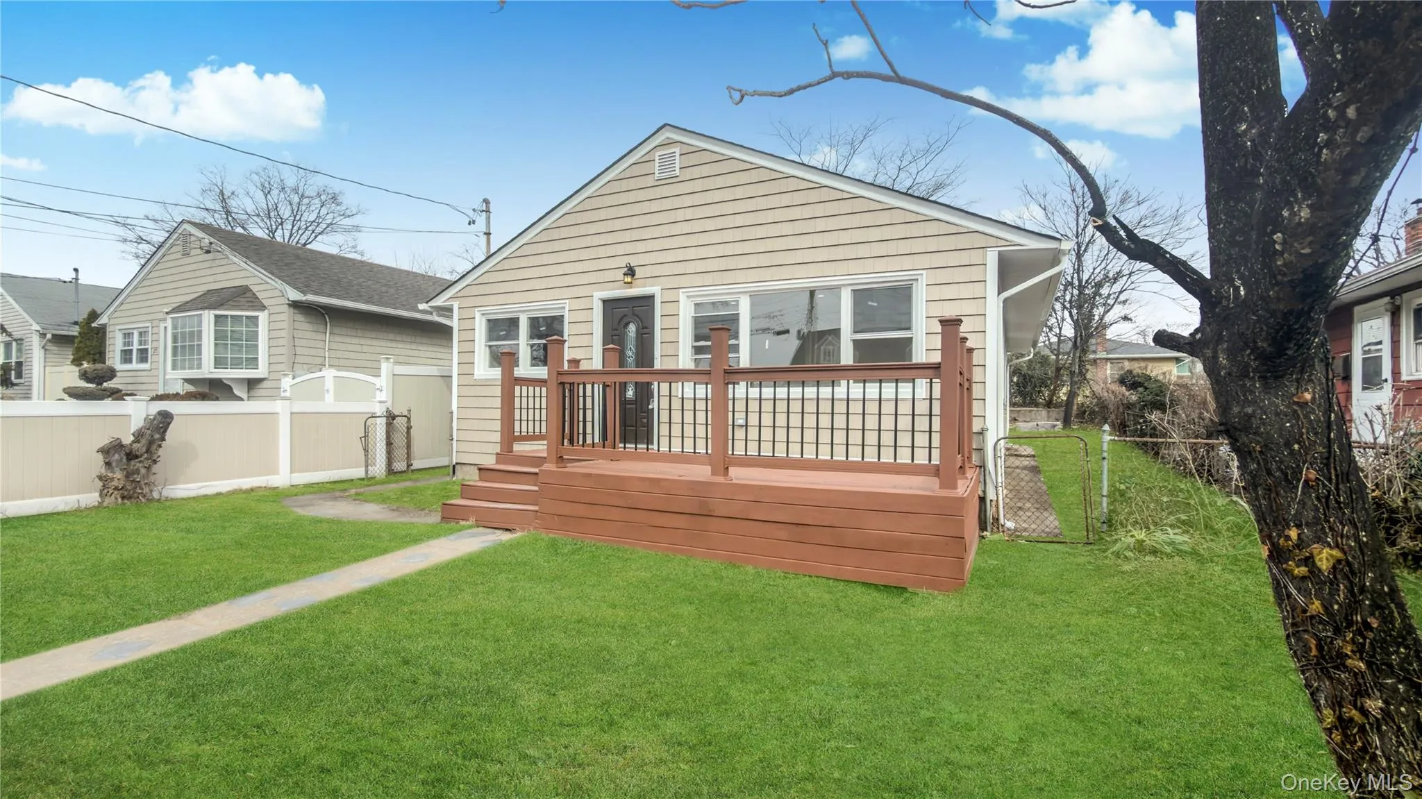 27 Sewell Street, Hempstead, NY, 3 Bedrooms Bedrooms, 12 Rooms Rooms,3 BathroomsBathrooms,Residential,For Rent,Sewell,0,974528 27 Sewell Street, Hempstead, NY, 3 Bedrooms Bedrooms, 12 Rooms Rooms,3 BathroomsBathrooms,Residential,For Rent,Sewell,0,974528