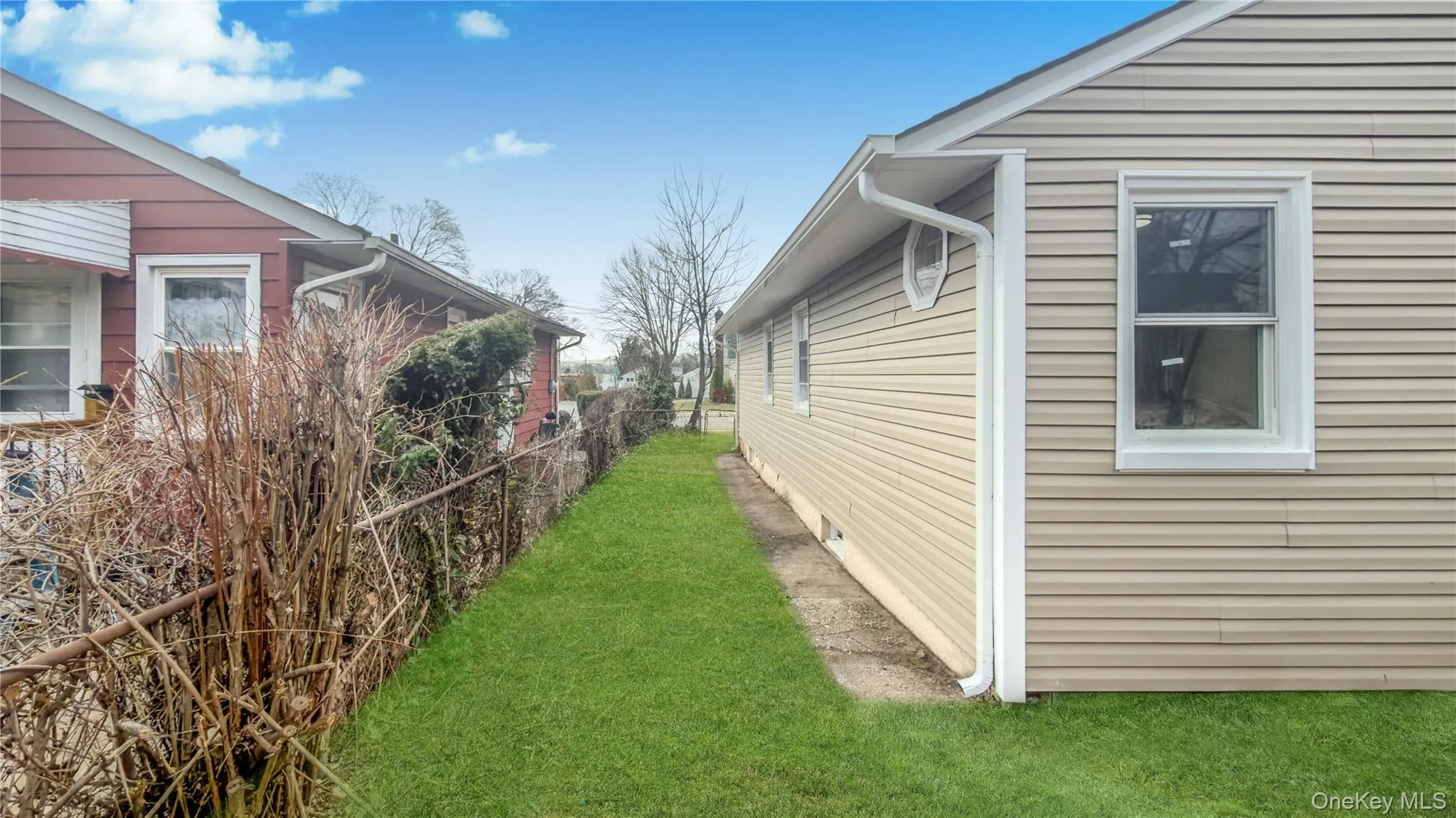 27 Sewell Street, Hempstead, NY, 3 Bedrooms Bedrooms, 12 Rooms Rooms,3 BathroomsBathrooms,Residential,For Rent,Sewell,0,974528 27 Sewell Street, Hempstead, NY, 3 Bedrooms Bedrooms, 12 Rooms Rooms,3 BathroomsBathrooms,Residential,For Rent,Sewell,0,974528