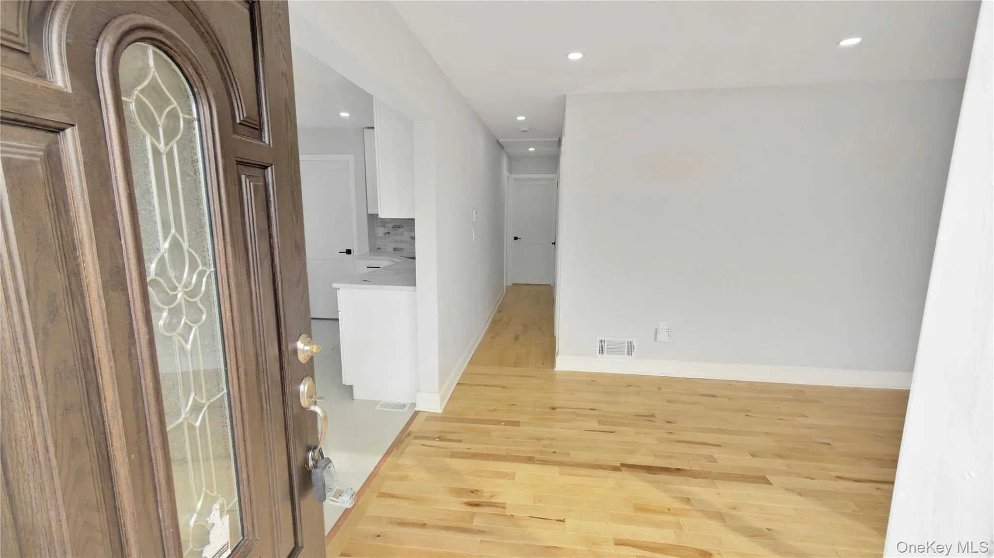27 Sewell Street, Hempstead, NY, 3 Bedrooms Bedrooms, 12 Rooms Rooms,3 BathroomsBathrooms,Residential,For Rent,Sewell,0,974528 27 Sewell Street, Hempstead, NY, 3 Bedrooms Bedrooms, 12 Rooms Rooms,3 BathroomsBathrooms,Residential,For Rent,Sewell,0,974528