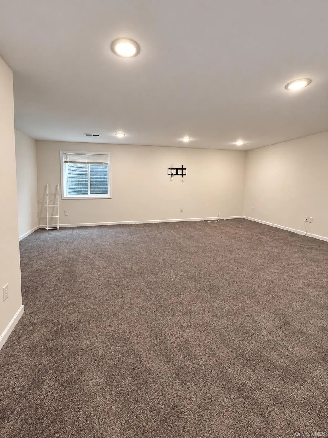 19 Magnolia Park Road, Middletown, NY, 3 Bedrooms Bedrooms, 10 Rooms Rooms,2 BathroomsBathrooms,Residential,For Rent,Magnolia Park,0,974551 19 Magnolia Park Road, Middletown, NY, 3 Bedrooms Bedrooms, 10 Rooms Rooms,2 BathroomsBathrooms,Residential,For Rent,Magnolia Park,0,974551