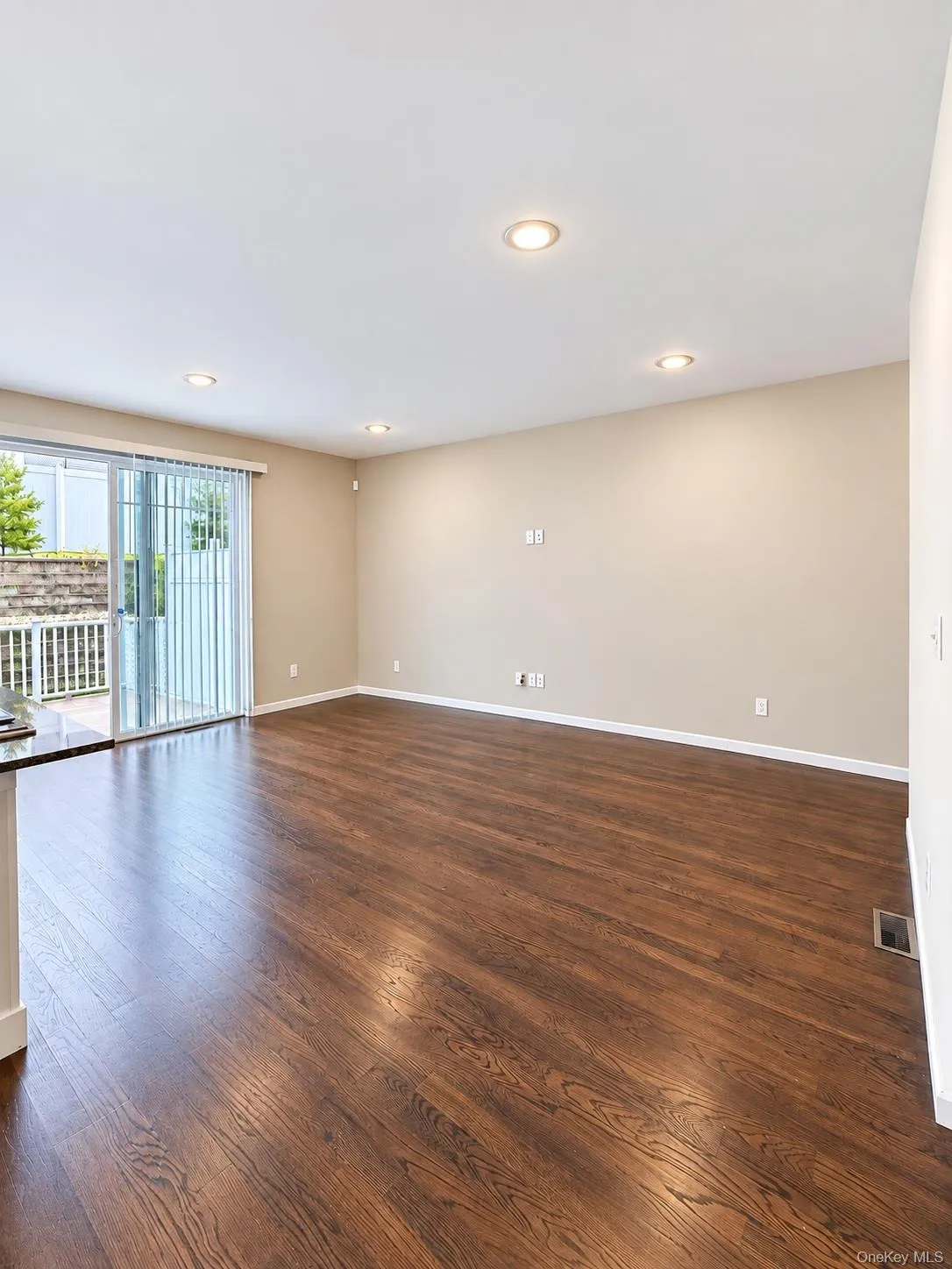 19 Magnolia Park Road, Middletown, NY, 3 Bedrooms Bedrooms, 10 Rooms Rooms,2 BathroomsBathrooms,Residential,For Rent,Magnolia Park,0,974551 19 Magnolia Park Road, Middletown, NY, 3 Bedrooms Bedrooms, 10 Rooms Rooms,2 BathroomsBathrooms,Residential,For Rent,Magnolia Park,0,974551