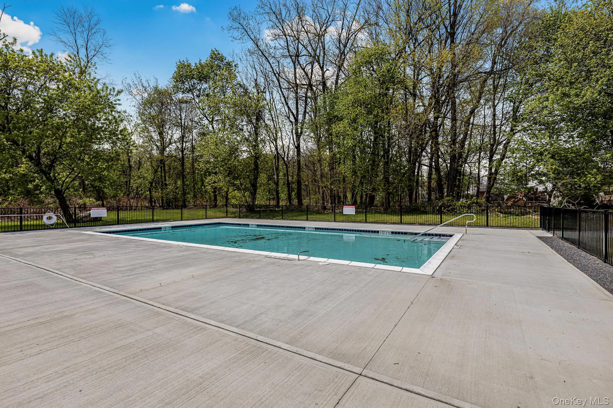 Pool Pool