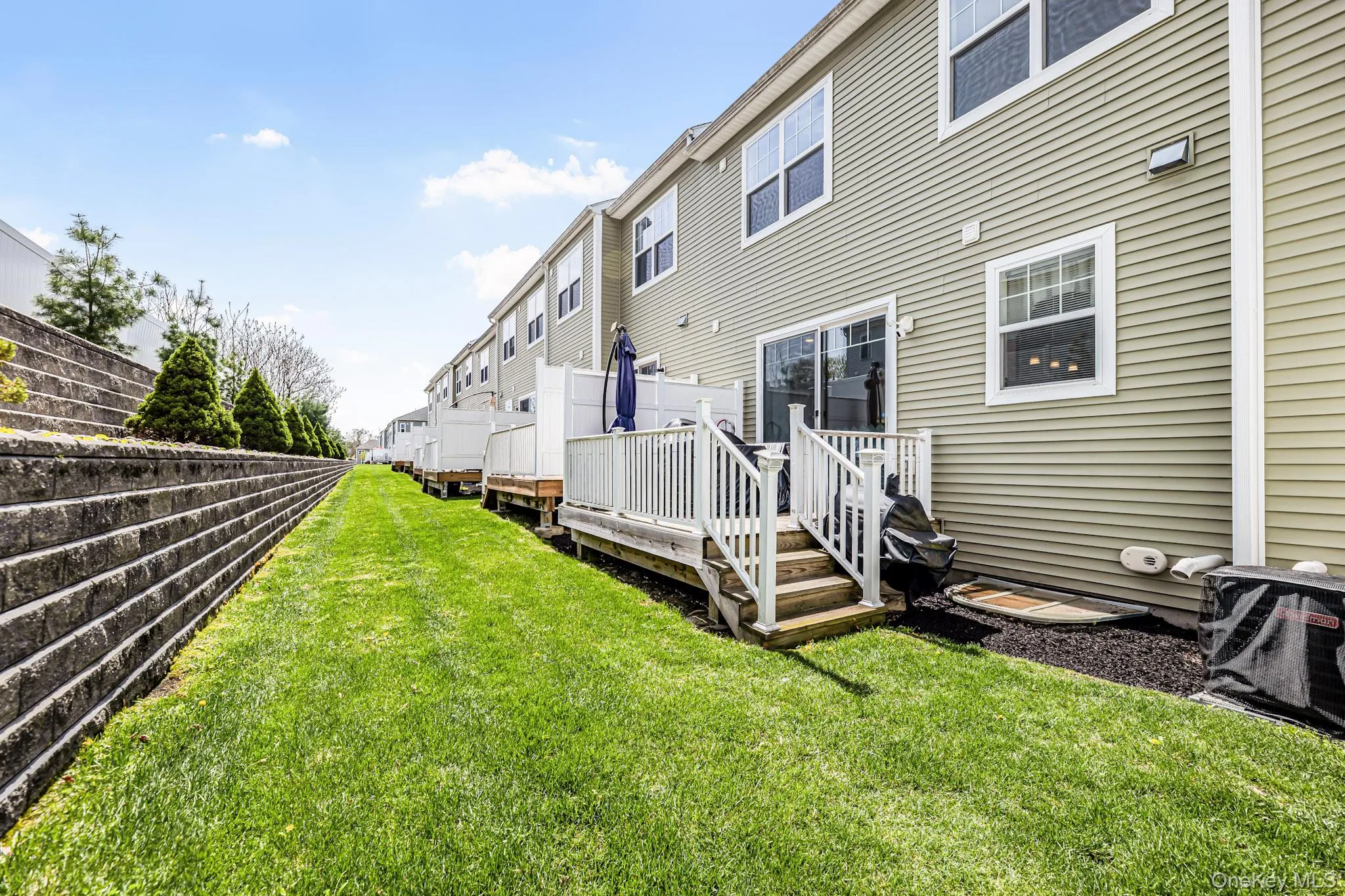 19 Magnolia Park Road, Middletown, NY, 3 Bedrooms Bedrooms, 10 Rooms Rooms,2 BathroomsBathrooms,Residential,For Rent,Magnolia Park,0,974551 19 Magnolia Park Road, Middletown, NY, 3 Bedrooms Bedrooms, 10 Rooms Rooms,2 BathroomsBathrooms,Residential,For Rent,Magnolia Park,0,974551