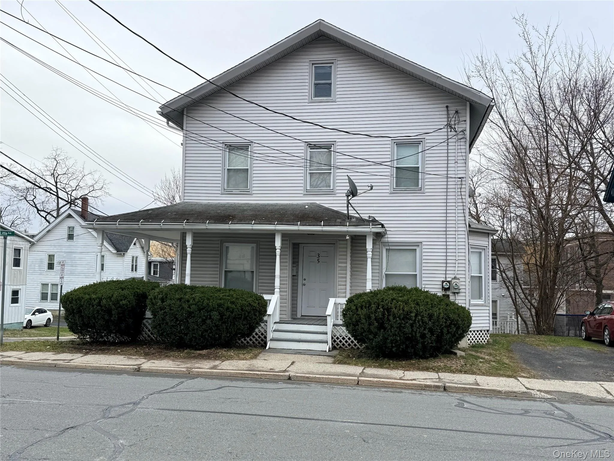 35 East Avenue, Middletown, NY, 1 Bedroom Bedrooms, 4 Rooms Rooms,1 BathroomBathrooms,Residential Lease,For Rent,East,0,974567 35 East Avenue, Middletown, NY, 1 Bedroom Bedrooms, 4 Rooms Rooms,1 BathroomBathrooms,Residential Lease,For Rent,East,0,974567