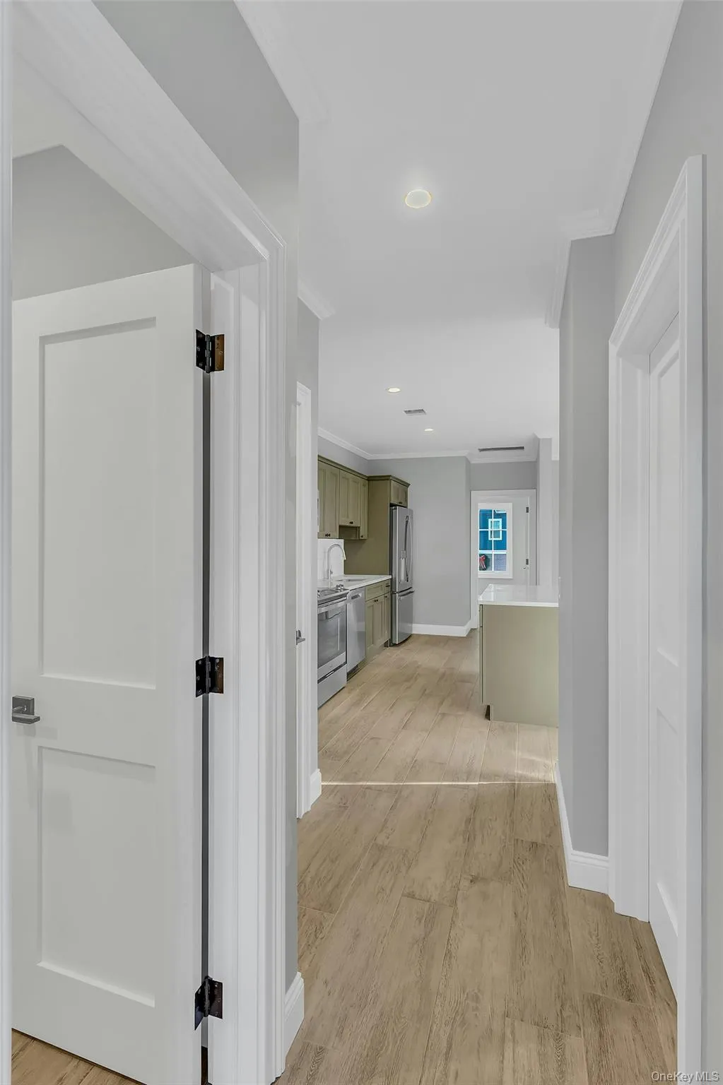 156 Broadway, Brookhaven, NY, 3 Bedrooms Bedrooms, 5 Rooms Rooms,1 BathroomBathrooms,Residential Lease,For Rent,Broadway,0,974575 156 Broadway, Brookhaven, NY, 3 Bedrooms Bedrooms, 5 Rooms Rooms,1 BathroomBathrooms,Residential Lease,For Rent,Broadway,0,974575