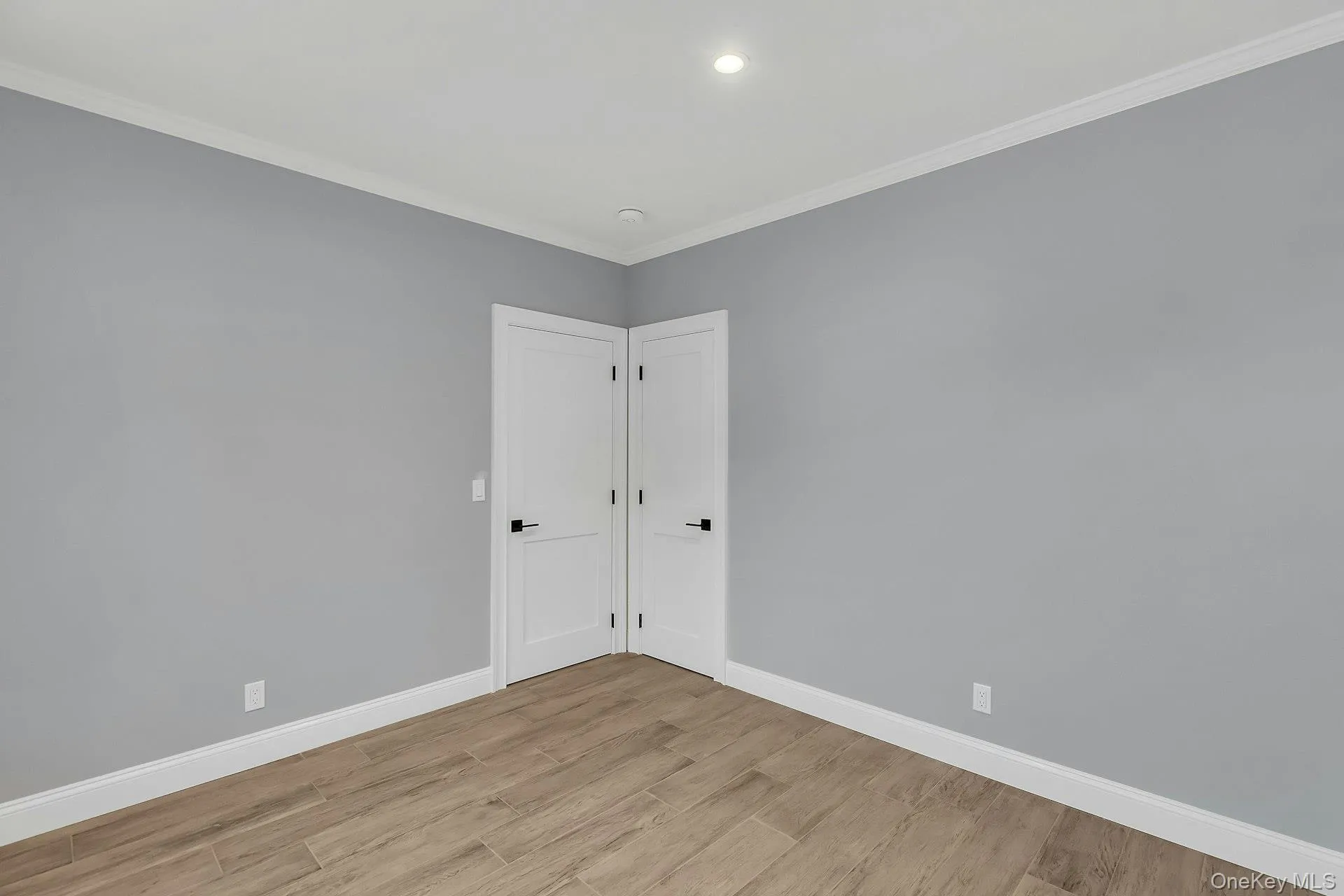 156 Broadway, Brookhaven, NY, 3 Bedrooms Bedrooms, 5 Rooms Rooms,1 BathroomBathrooms,Residential Lease,For Rent,Broadway,0,974575 156 Broadway, Brookhaven, NY, 3 Bedrooms Bedrooms, 5 Rooms Rooms,1 BathroomBathrooms,Residential Lease,For Rent,Broadway,0,974575