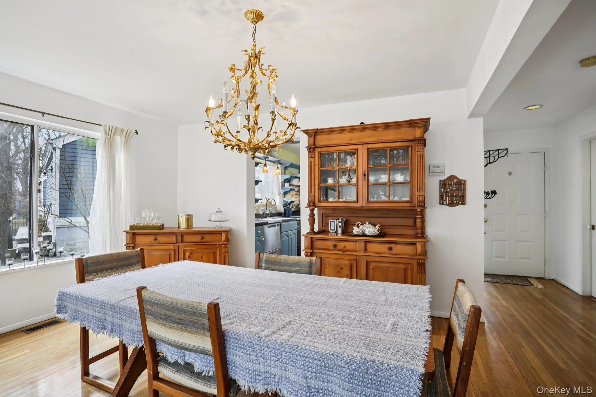 116 Valleyview Road, Greenburgh, NY, 3 Bedrooms Bedrooms, 8 Rooms Rooms,2 BathroomsBathrooms,Residential,For Rent,Valleyview,0,KEY974599 116 Valleyview Road, Greenburgh, NY, 3 Bedrooms Bedrooms, 8 Rooms Rooms,2 BathroomsBathrooms,Residential,For Rent,Valleyview,0,KEY974599