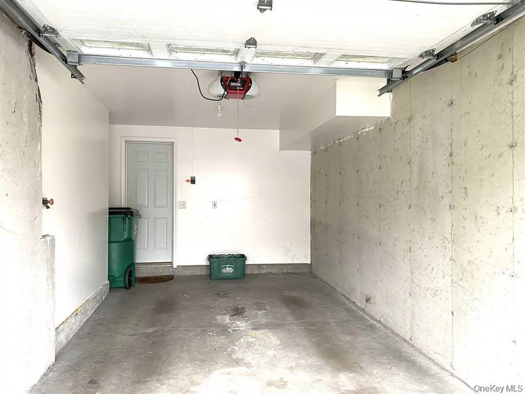 4806 RIDGECREST Drive, Fishkill, NY, 2 Bedrooms Bedrooms, 11 Rooms Rooms,2 BathroomsBathrooms,Residential Lease,For Rent,RIDGECREST,0,974614 4806 RIDGECREST Drive, Fishkill, NY, 2 Bedrooms Bedrooms, 11 Rooms Rooms,2 BathroomsBathrooms,Residential Lease,For Rent,RIDGECREST,0,974614