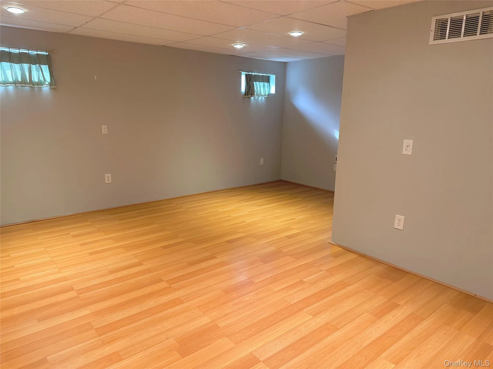 4806 RIDGECREST Drive, Fishkill, NY, 2 Bedrooms Bedrooms, 11 Rooms Rooms,2 BathroomsBathrooms,Residential Lease,For Rent,RIDGECREST,0,974614 4806 RIDGECREST Drive, Fishkill, NY, 2 Bedrooms Bedrooms, 11 Rooms Rooms,2 BathroomsBathrooms,Residential Lease,For Rent,RIDGECREST,0,974614