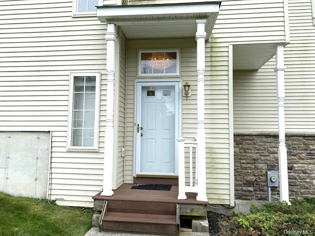 4806 RIDGECREST Drive, Fishkill, NY, 2 Bedrooms Bedrooms, 11 Rooms Rooms,2 BathroomsBathrooms,Residential Lease,For Rent,RIDGECREST,0,974614 4806 RIDGECREST Drive, Fishkill, NY, 2 Bedrooms Bedrooms, 11 Rooms Rooms,2 BathroomsBathrooms,Residential Lease,For Rent,RIDGECREST,0,974614