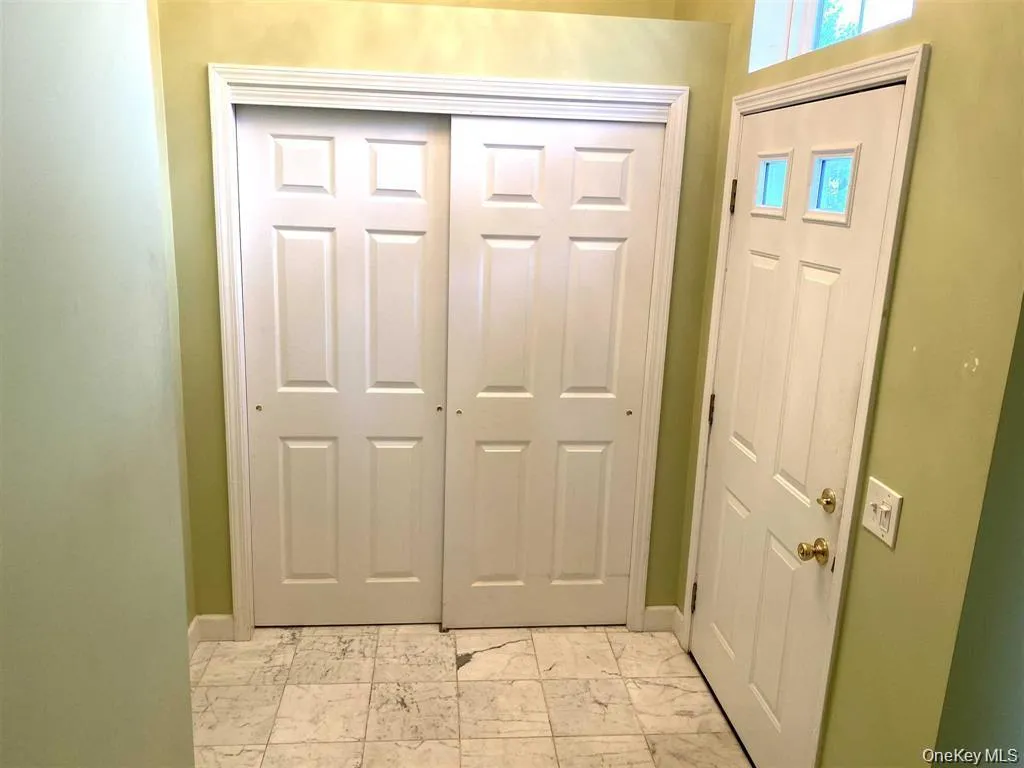 4806 RIDGECREST Drive, Fishkill, NY, 2 Bedrooms Bedrooms, 11 Rooms Rooms,2 BathroomsBathrooms,Residential Lease,For Rent,RIDGECREST,0,974614 4806 RIDGECREST Drive, Fishkill, NY, 2 Bedrooms Bedrooms, 11 Rooms Rooms,2 BathroomsBathrooms,Residential Lease,For Rent,RIDGECREST,0,974614