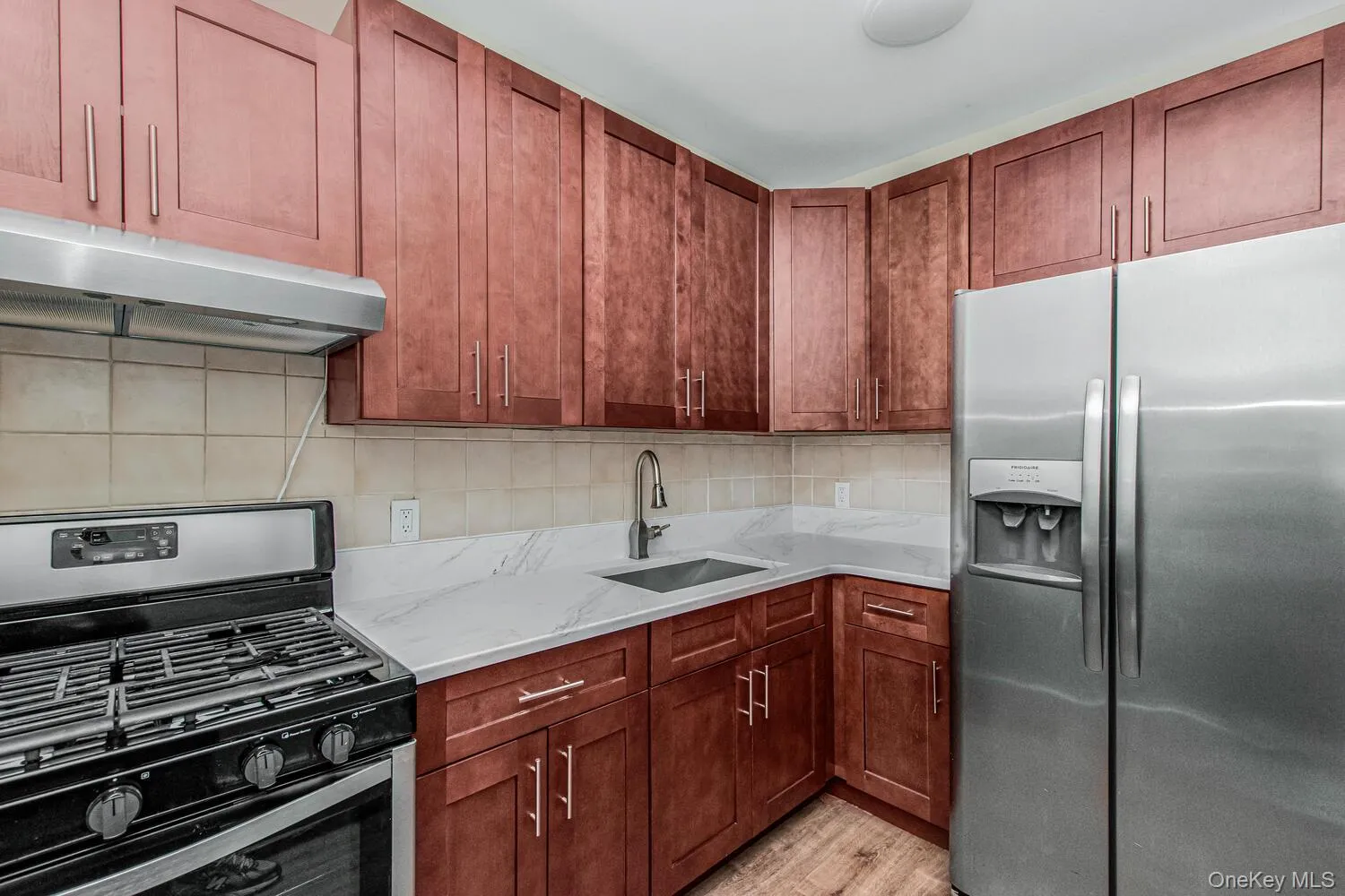 162 Ellery Street, New York, NY, 3 Bedrooms Bedrooms, 5 Rooms Rooms,1 BathroomBathrooms,Residential Lease,For Rent,Ellery,0,974619 162 Ellery Street, New York, NY, 3 Bedrooms Bedrooms, 5 Rooms Rooms,1 BathroomBathrooms,Residential Lease,For Rent,Ellery,0,974619