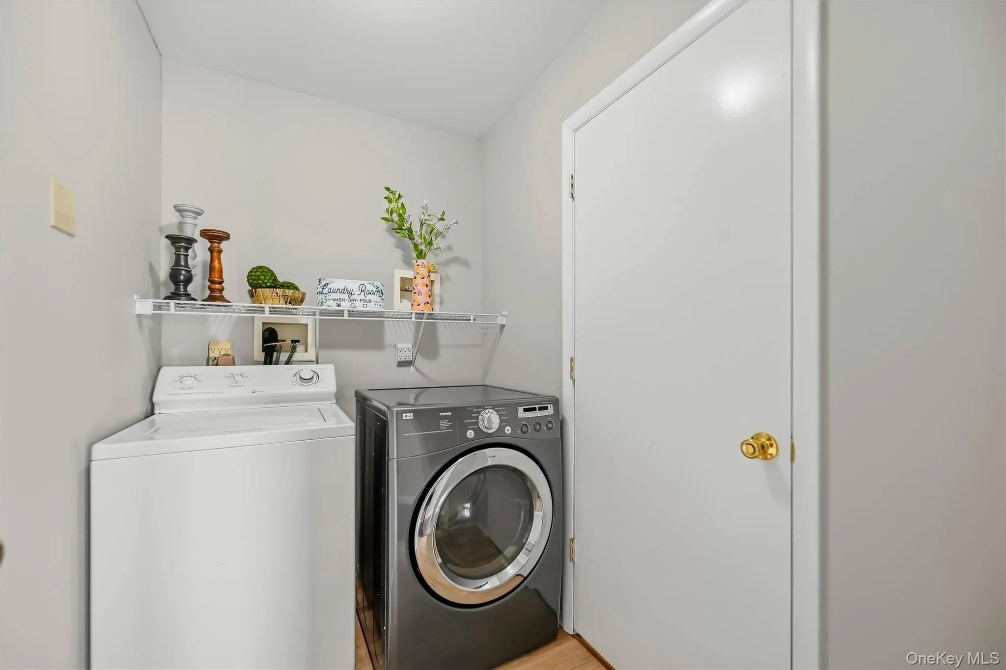 143 Deer Ct Drive, Middletown, NY, 2 Bedrooms Bedrooms, 6 Rooms Rooms,2 BathroomsBathrooms,Residential,For Rent,Deer Ct,0,974627 143 Deer Ct Drive, Middletown, NY, 2 Bedrooms Bedrooms, 6 Rooms Rooms,2 BathroomsBathrooms,Residential,For Rent,Deer Ct,0,974627