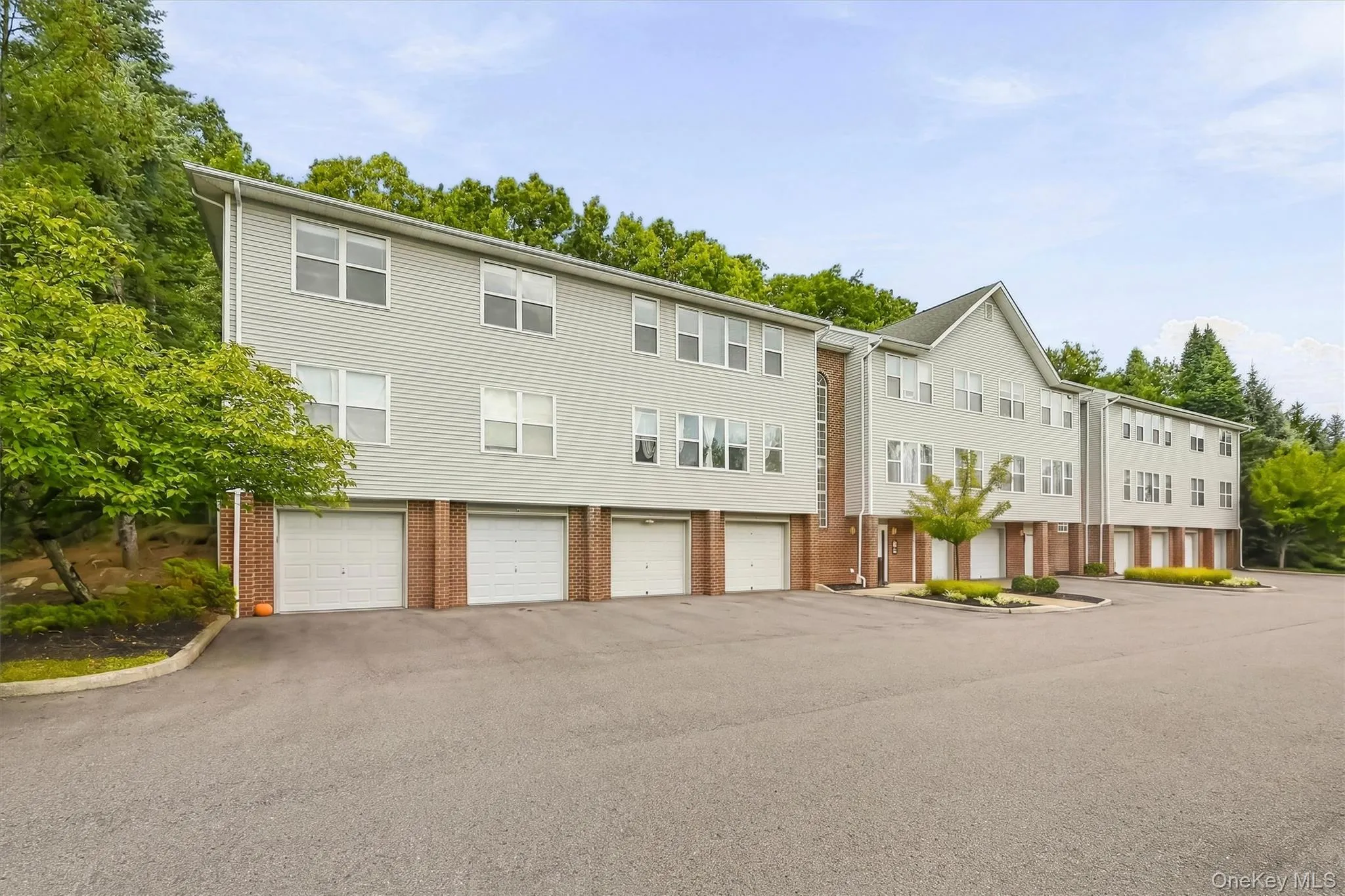 143 Deer Ct Drive, Middletown, NY, 2 Bedrooms Bedrooms, 6 Rooms Rooms,2 BathroomsBathrooms,Residential,For Rent,Deer Ct,0,974627 143 Deer Ct Drive, Middletown, NY, 2 Bedrooms Bedrooms, 6 Rooms Rooms,2 BathroomsBathrooms,Residential,For Rent,Deer Ct,0,974627