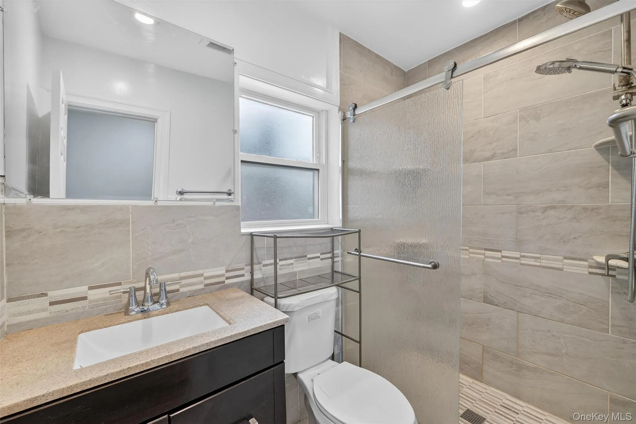 92 Kimball Avenue, Yonkers, NY, 2 Bedrooms Bedrooms, 5 Rooms Rooms,2 BathroomsBathrooms,Residential Lease,For Rent,Kimball,0,974632 92 Kimball Avenue, Yonkers, NY, 2 Bedrooms Bedrooms, 5 Rooms Rooms,2 BathroomsBathrooms,Residential Lease,For Rent,Kimball,0,974632