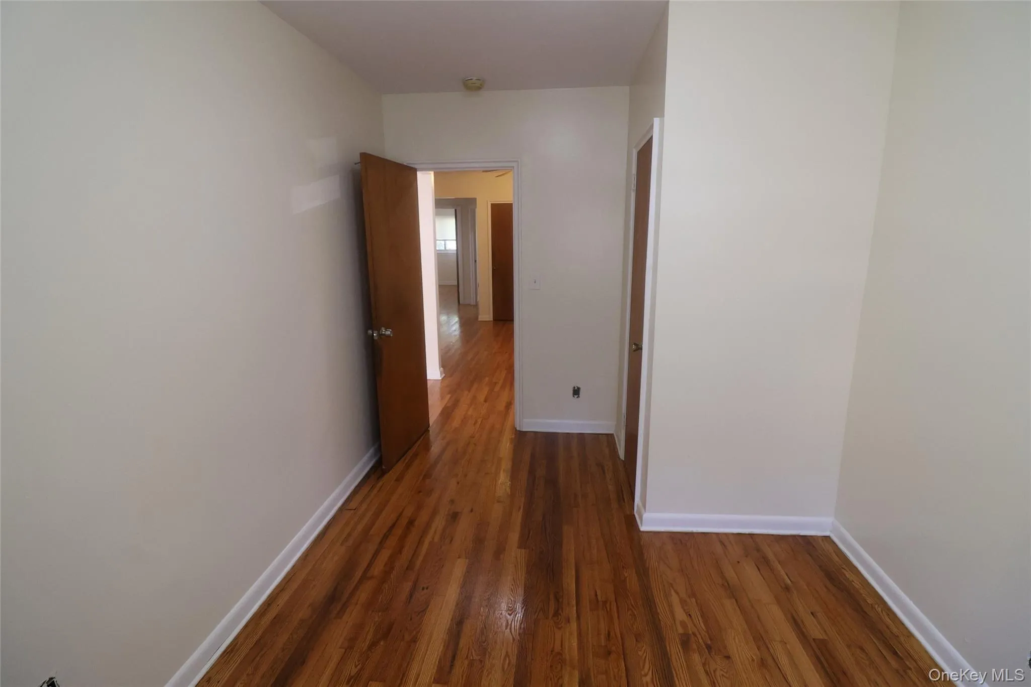 3834 Amundson Avenue, New York, NY, 3 Bedrooms Bedrooms, 7 Rooms Rooms,1 BathroomBathrooms,Residential Lease,For Rent,Amundson,0,974635 3834 Amundson Avenue, New York, NY, 3 Bedrooms Bedrooms, 7 Rooms Rooms,1 BathroomBathrooms,Residential Lease,For Rent,Amundson,0,974635