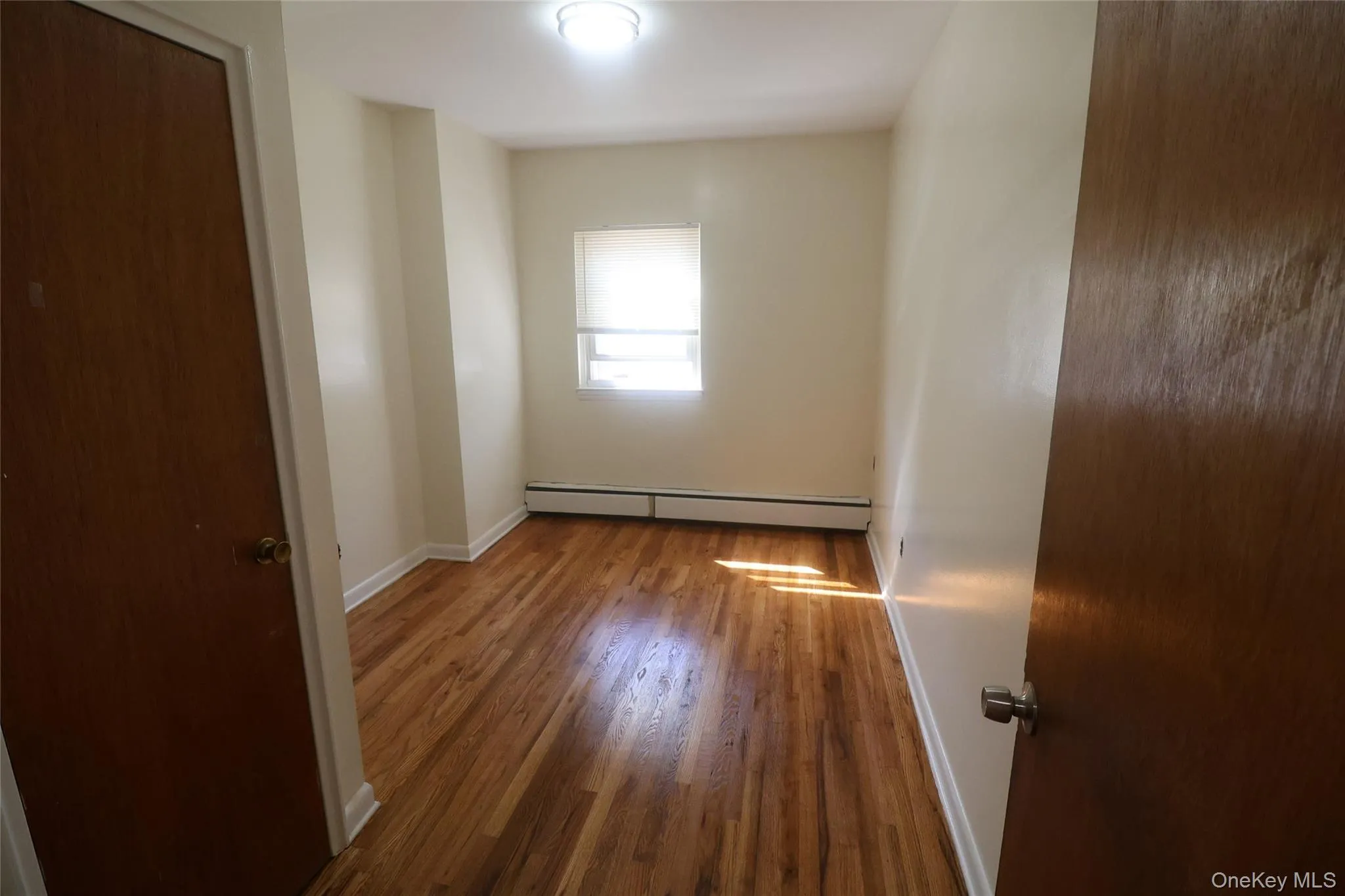 3834 Amundson Avenue, New York, NY, 3 Bedrooms Bedrooms, 7 Rooms Rooms,1 BathroomBathrooms,Residential Lease,For Rent,Amundson,0,974635 3834 Amundson Avenue, New York, NY, 3 Bedrooms Bedrooms, 7 Rooms Rooms,1 BathroomBathrooms,Residential Lease,For Rent,Amundson,0,974635